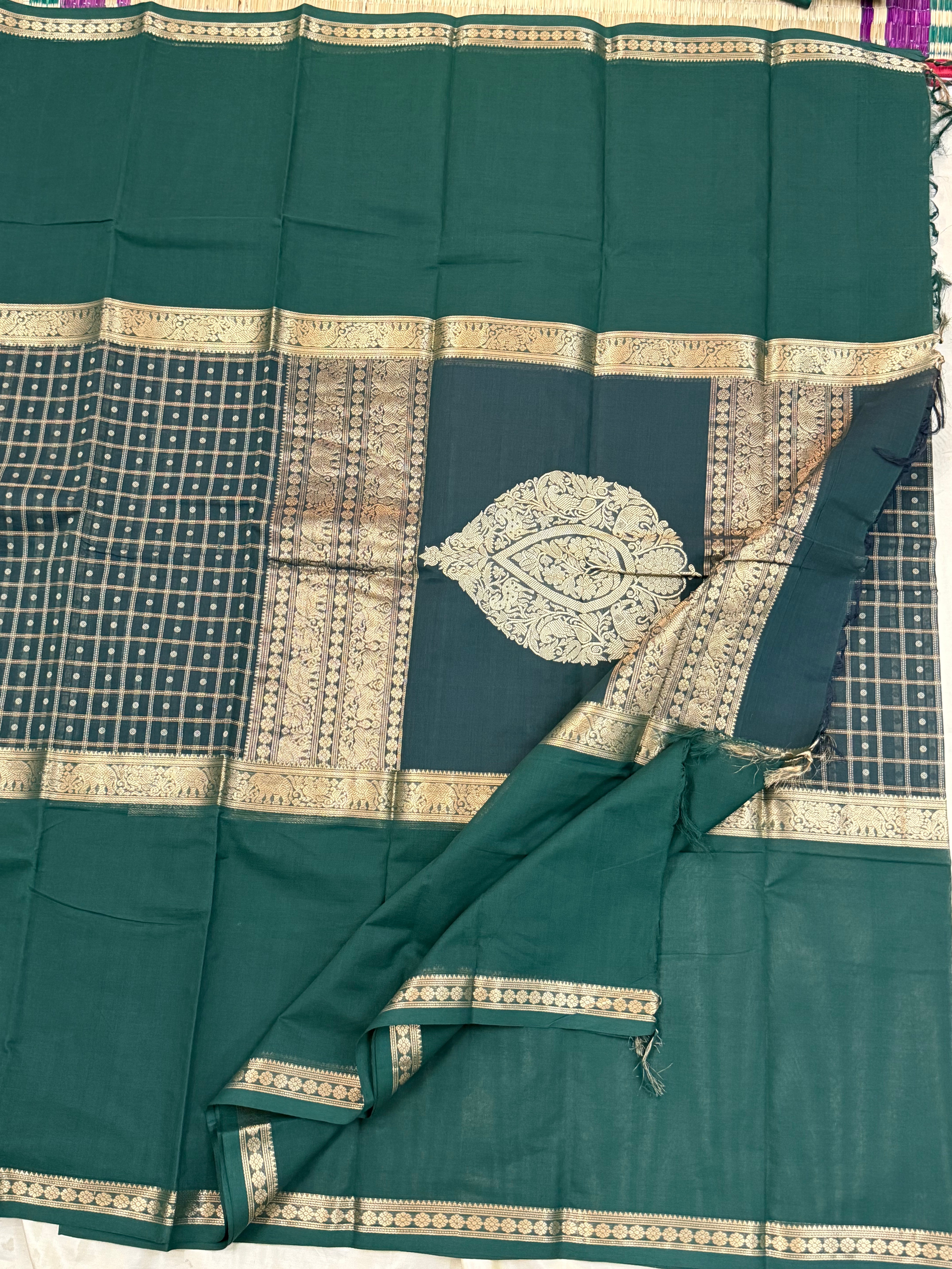 Green long border / Kanchi Cotton CL5824