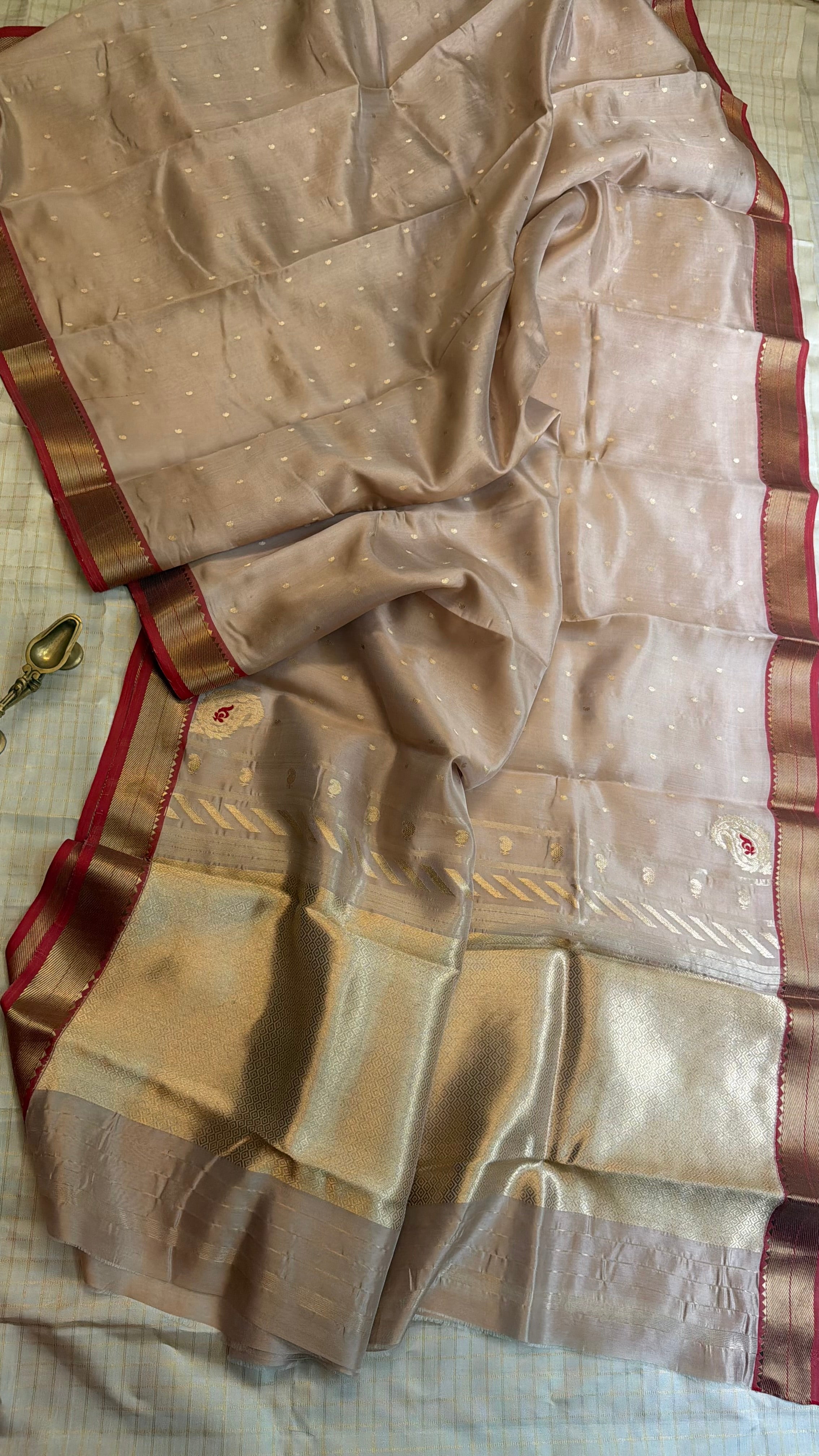 Revival ektara Butta Chanderi silk