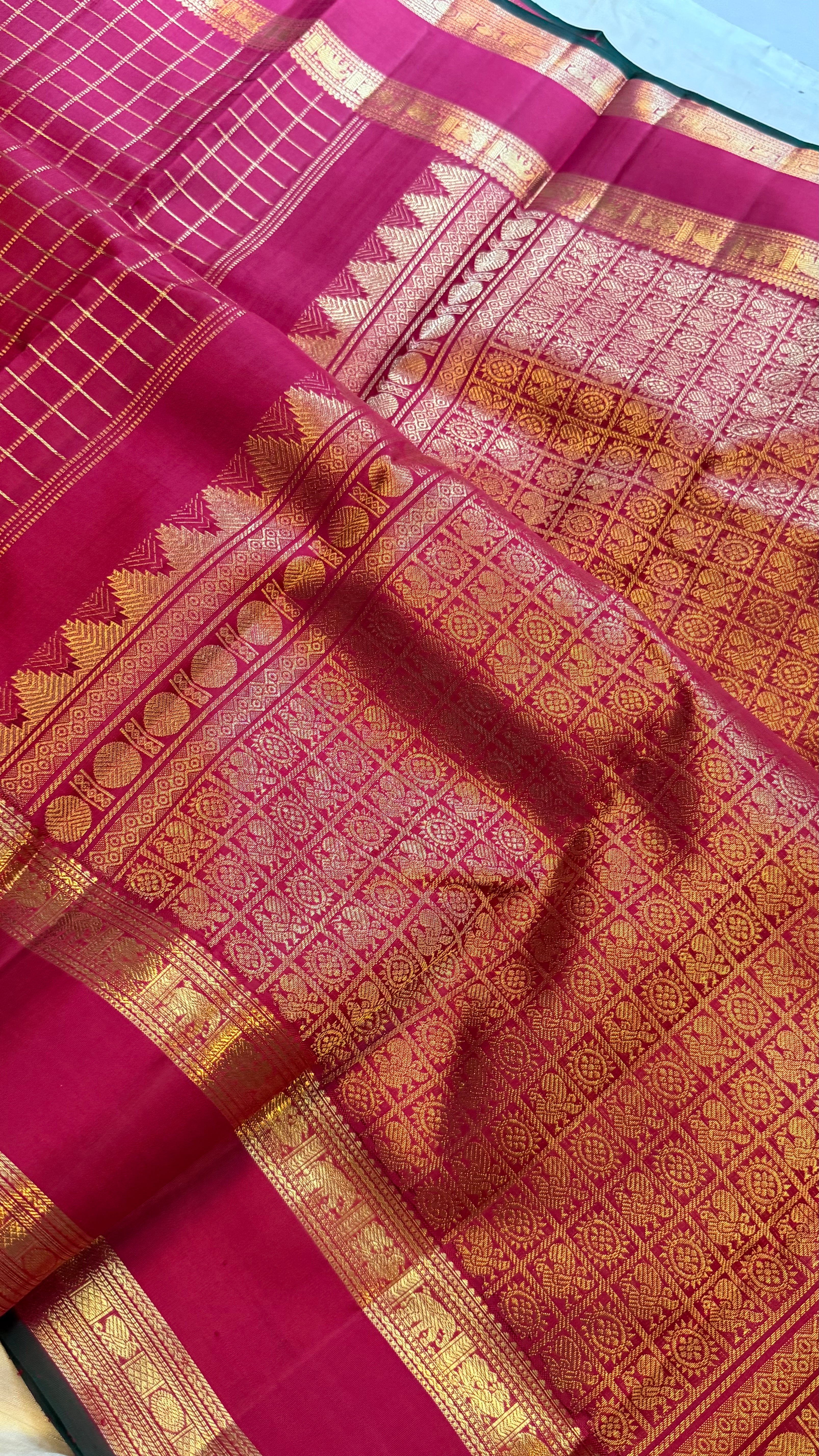 Deep red Zari Kattam / Kanjipuram silk