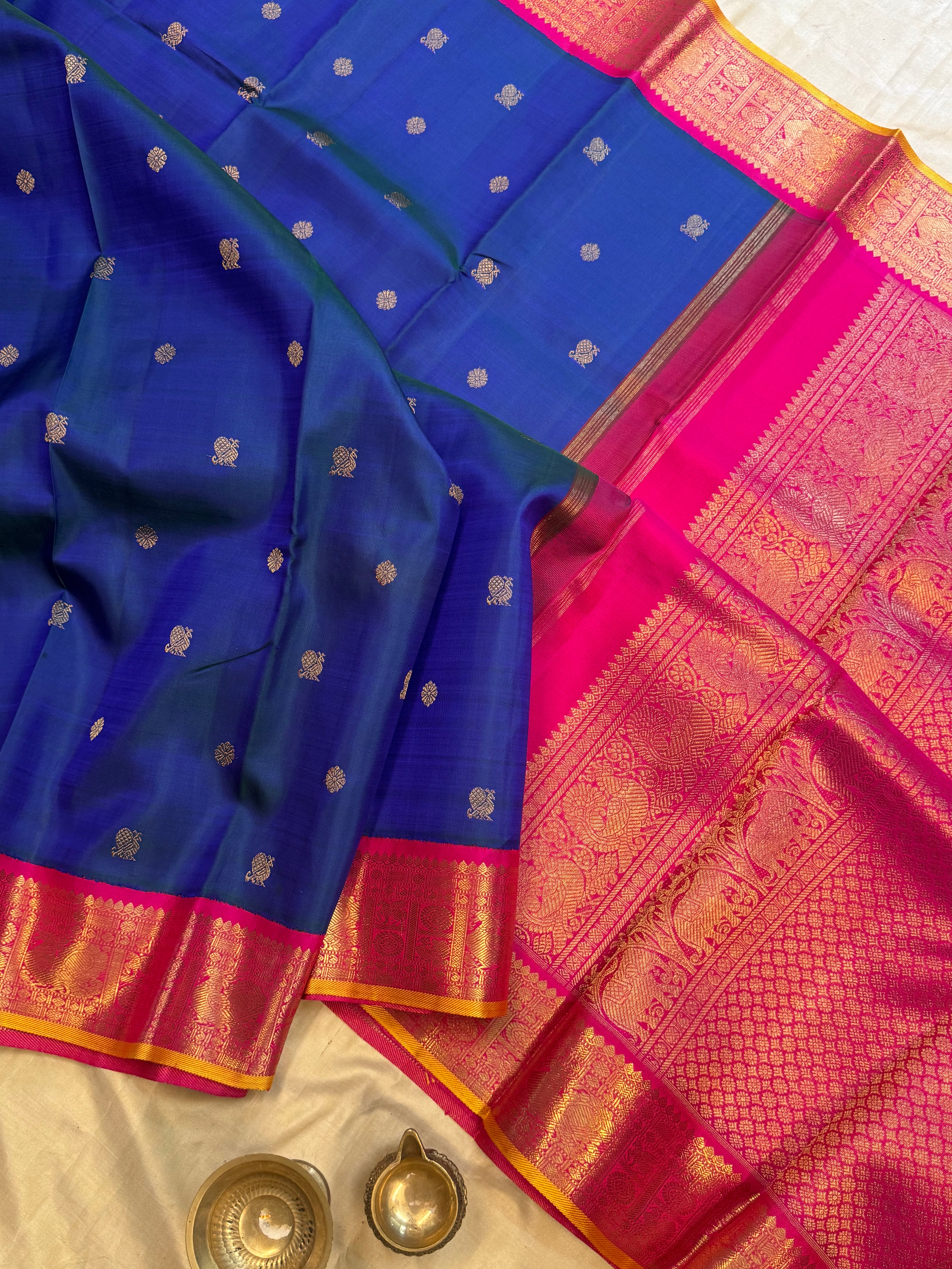 AALAYAM : Mayilkazhuthu kanjipuram silk