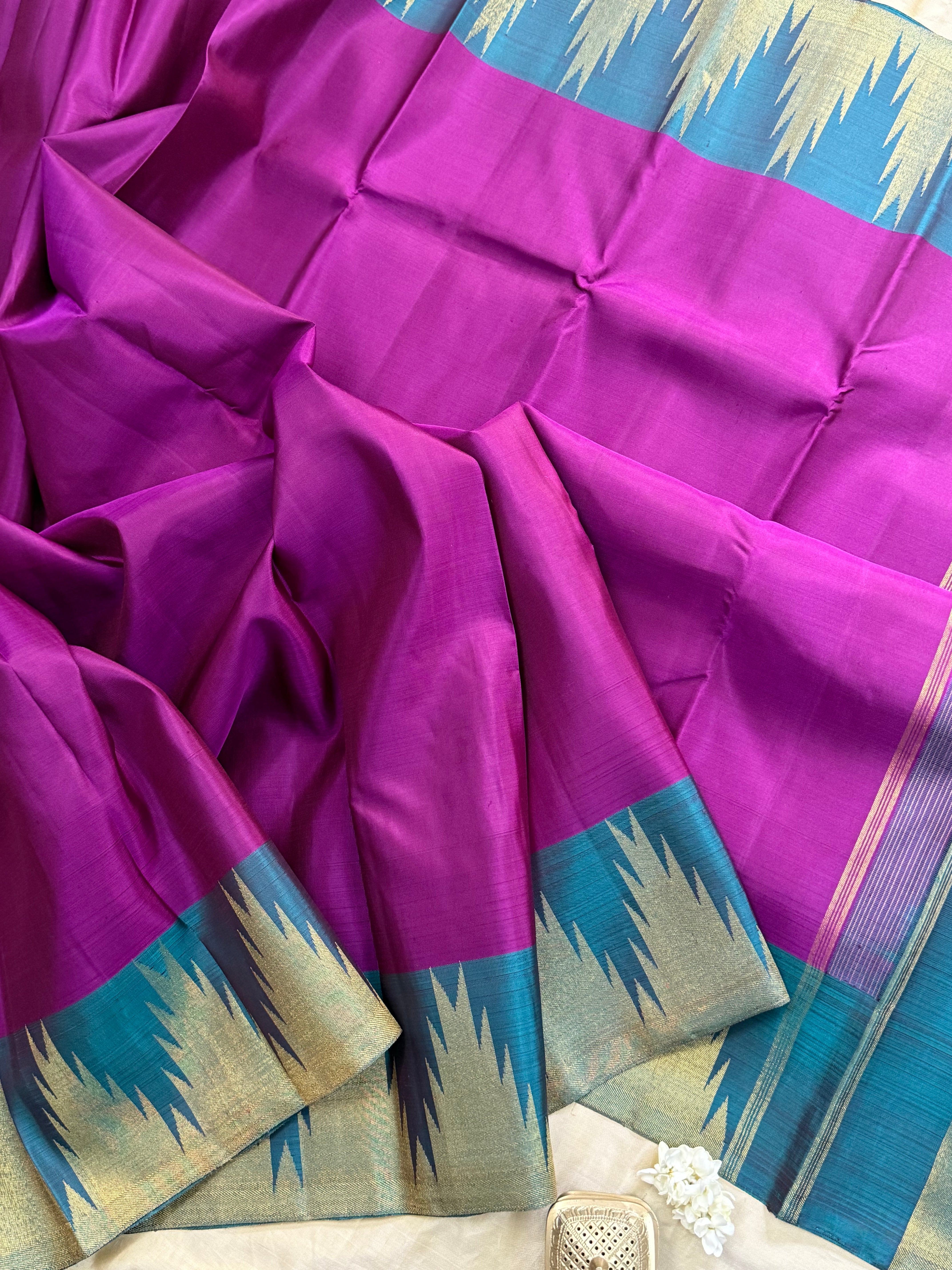 Vadamalli and teal blue border 8 kol temple/ Kanjipuram silk CLSA3076
