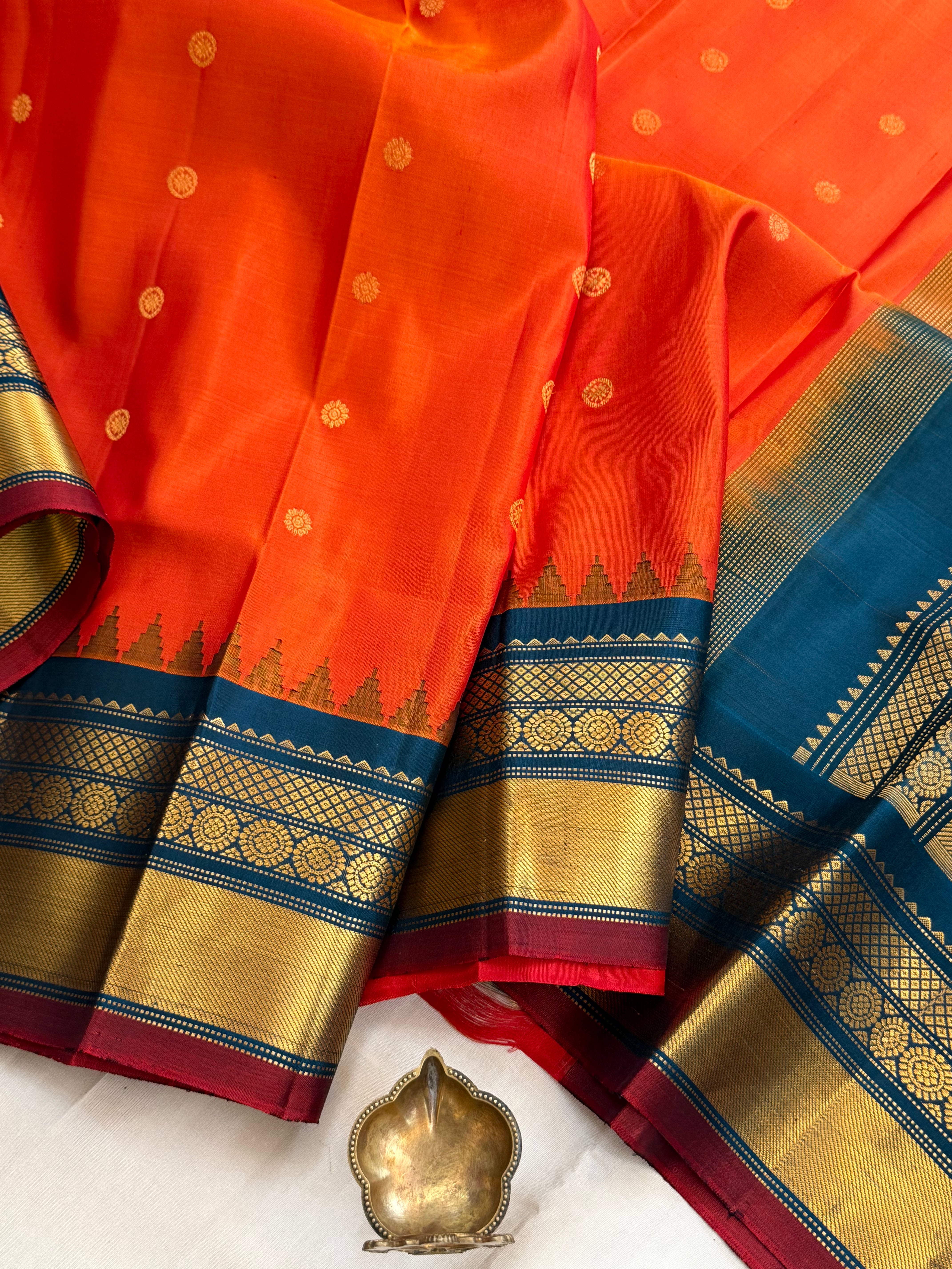 Orange body chakram Butta teal blue border/ Gadwal silk CLSA11304