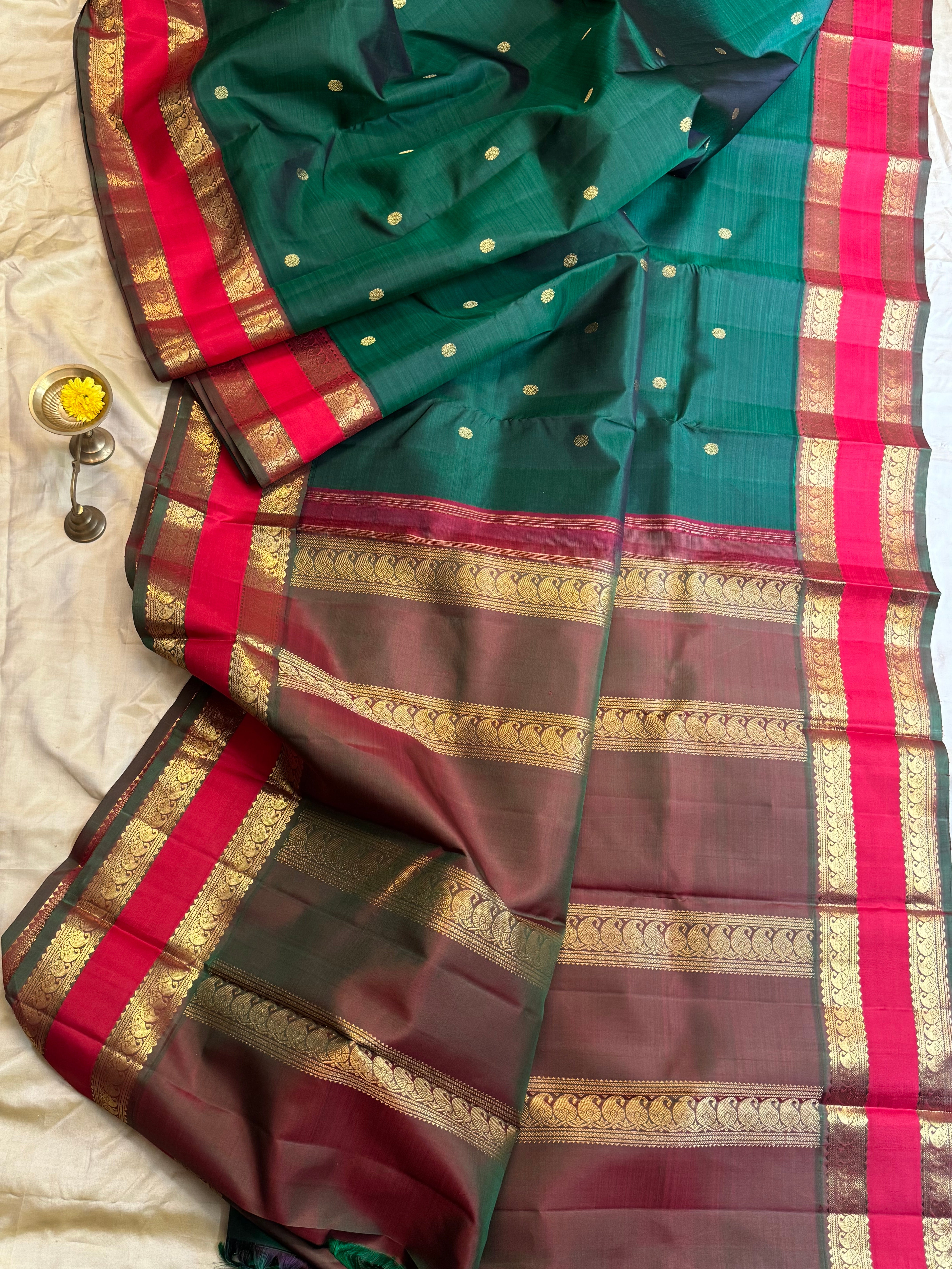 Vintage revival retta pet Korvai kanjipuram silk.