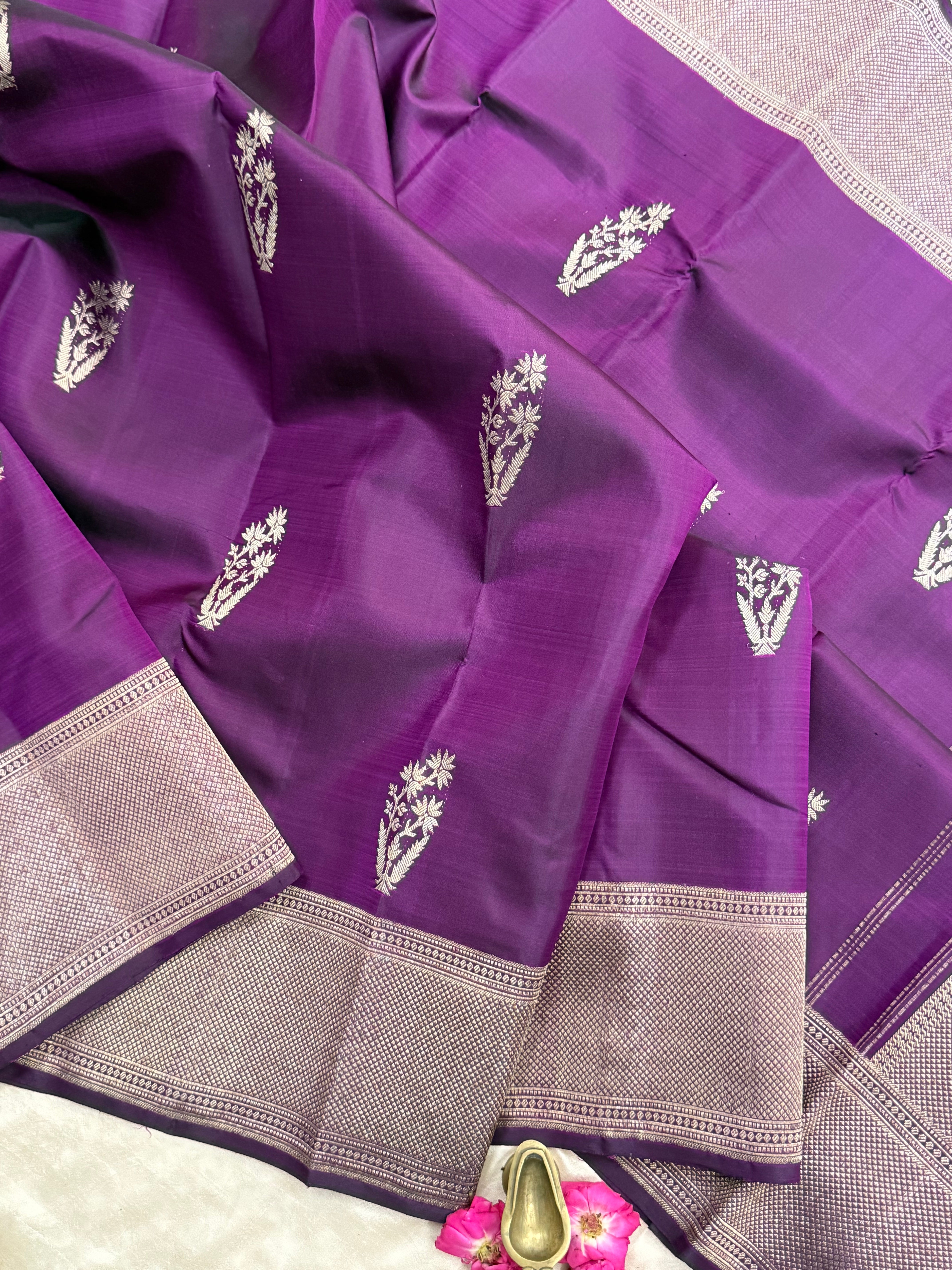 Deep purple benaras style weaving / Arani silk