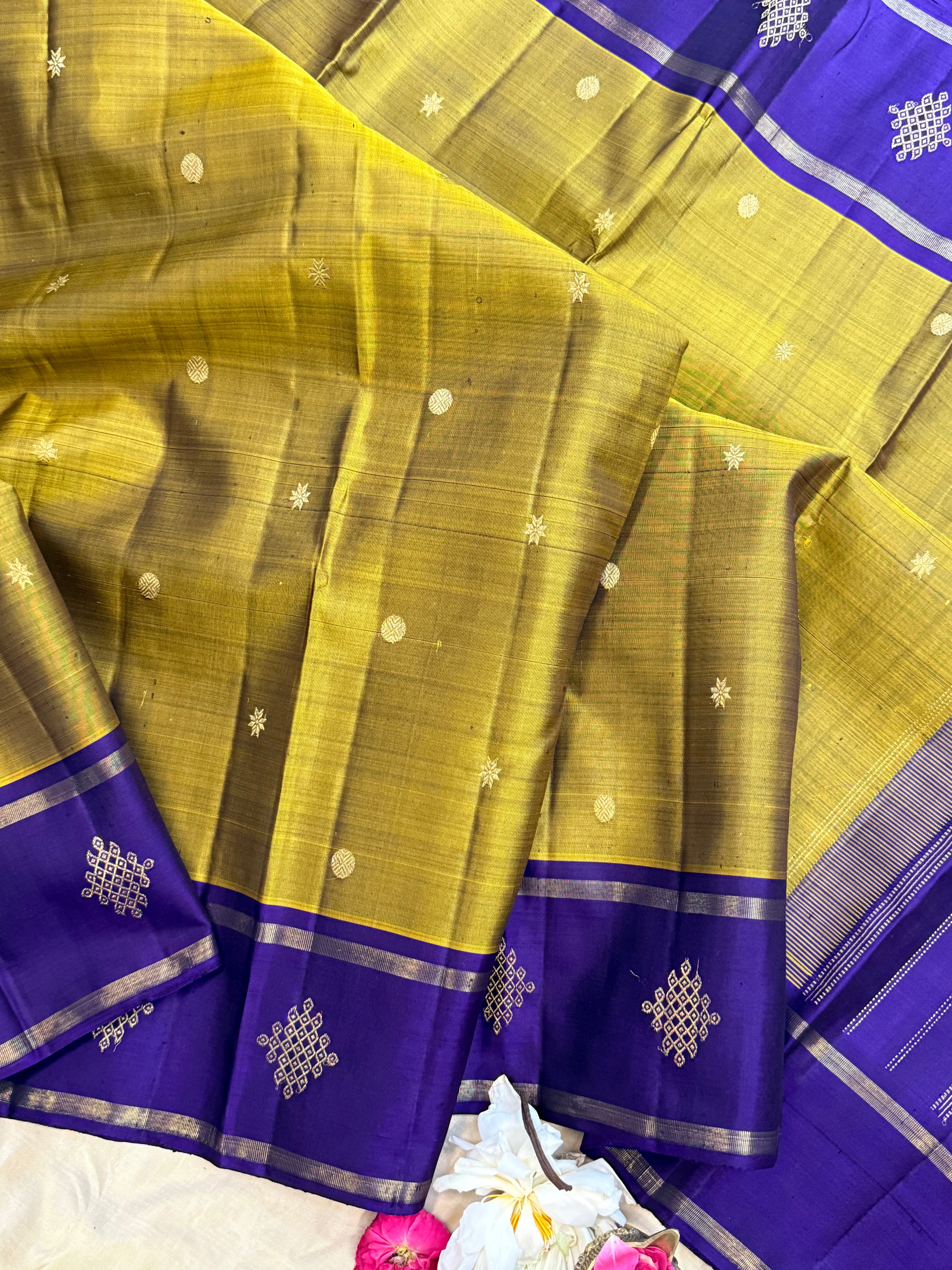 Mustard shot purple border kolam butta / Kanjipuram silk