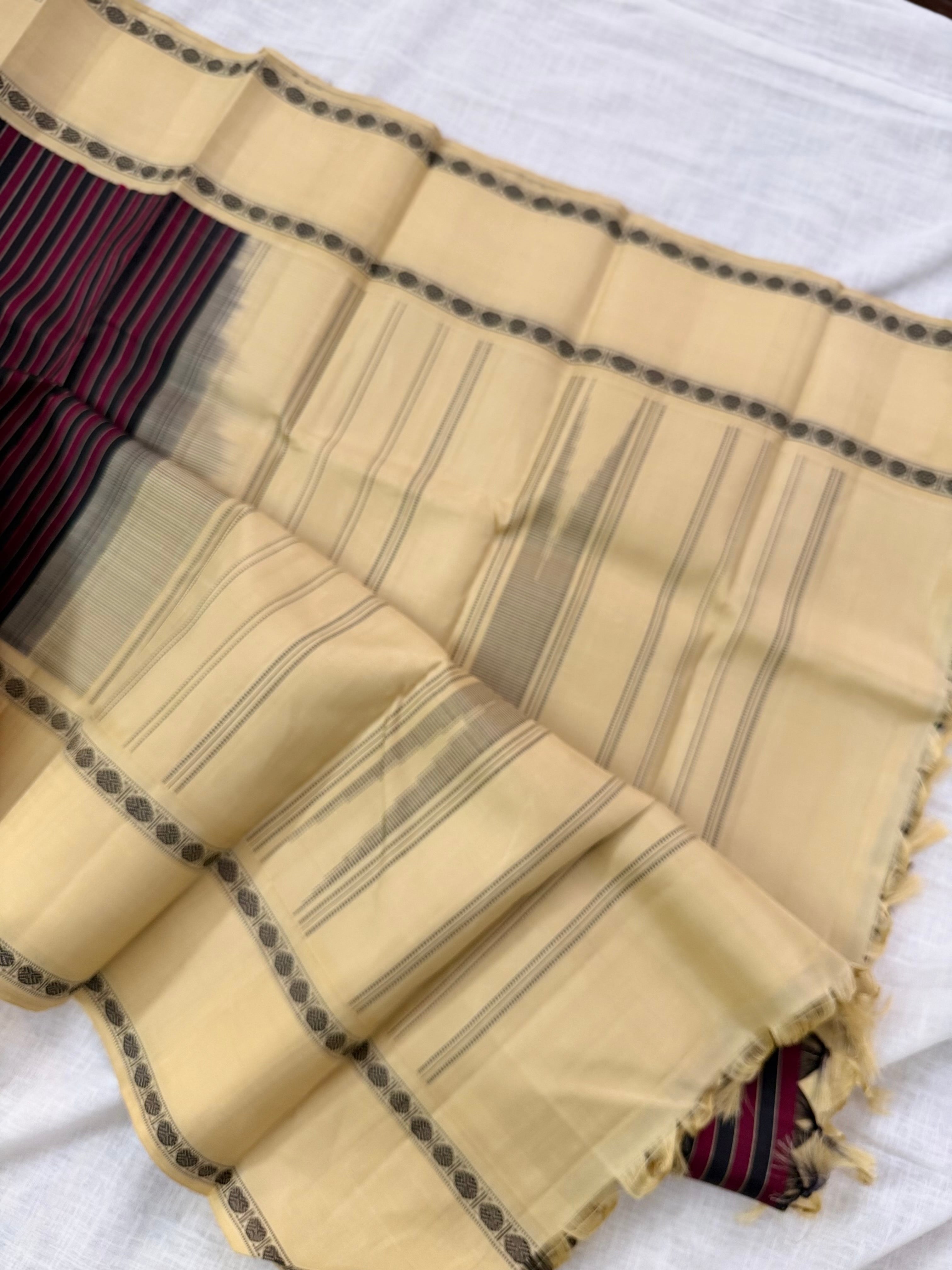 Vertical striped korvai / Arani silk