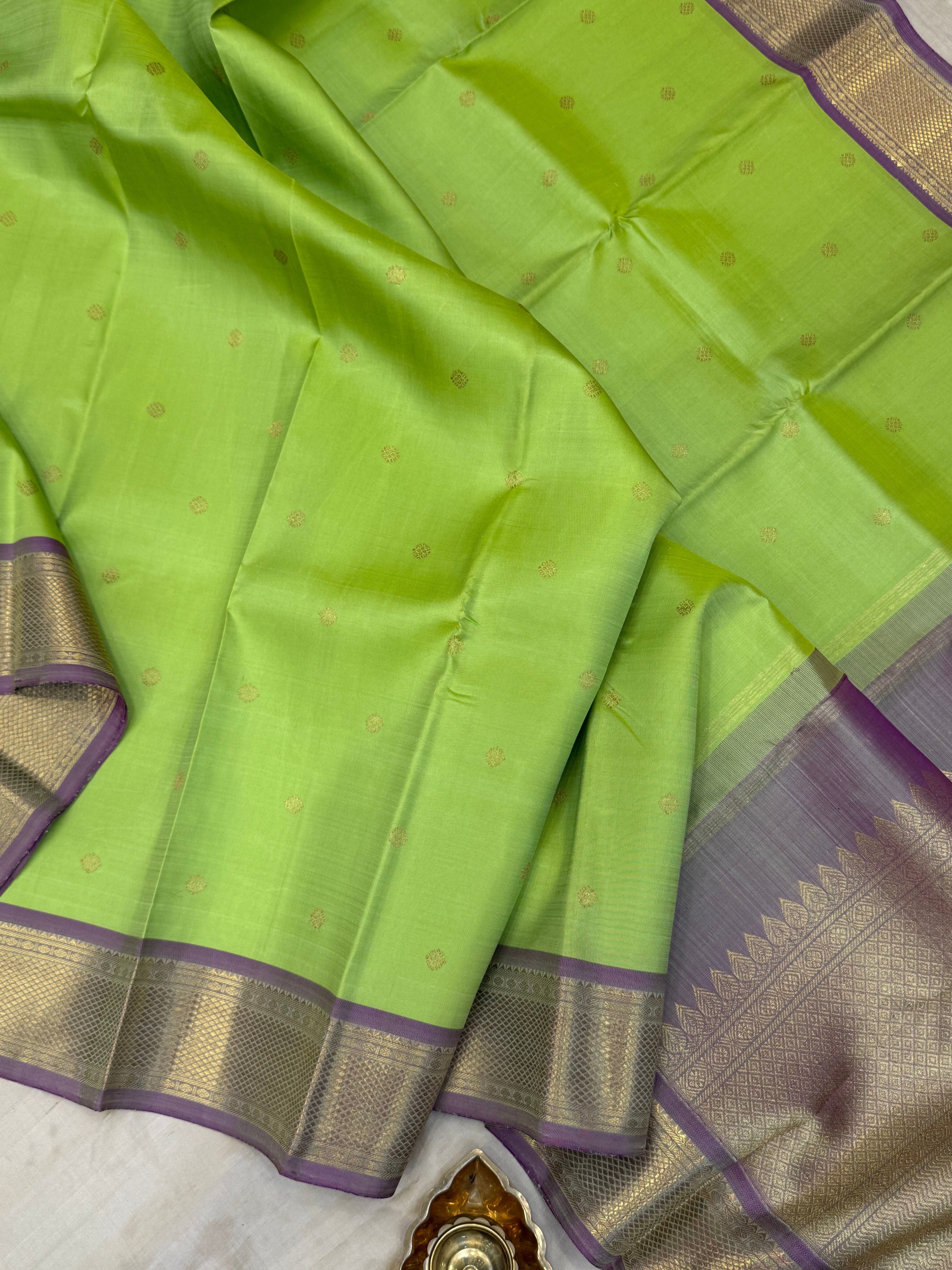Kalyani : Elakai with lavender pet / kanjipuram silk