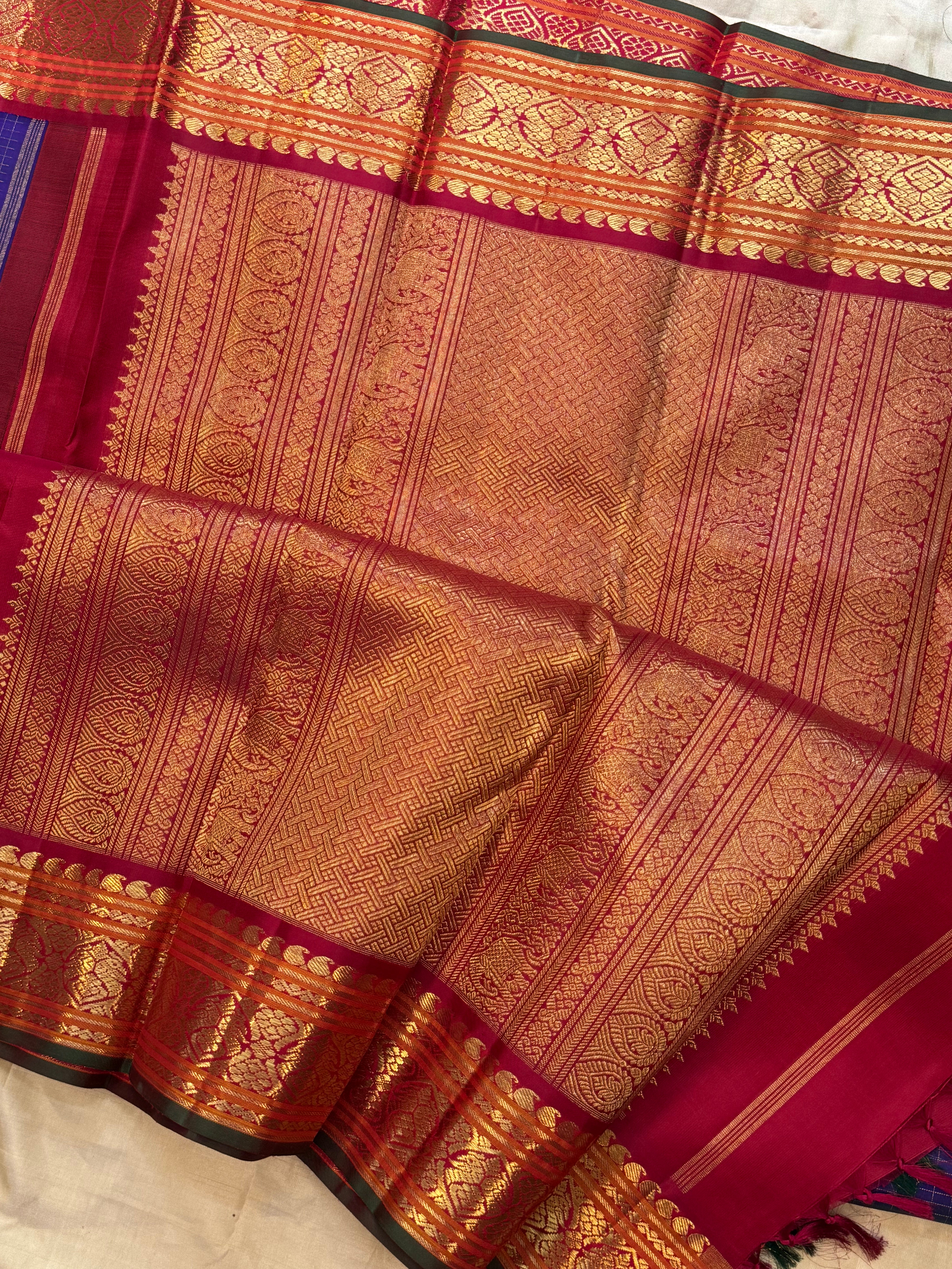 Purplish blue zari kattam Araku kai korvai/ Kanjipuram silk CLSA8677