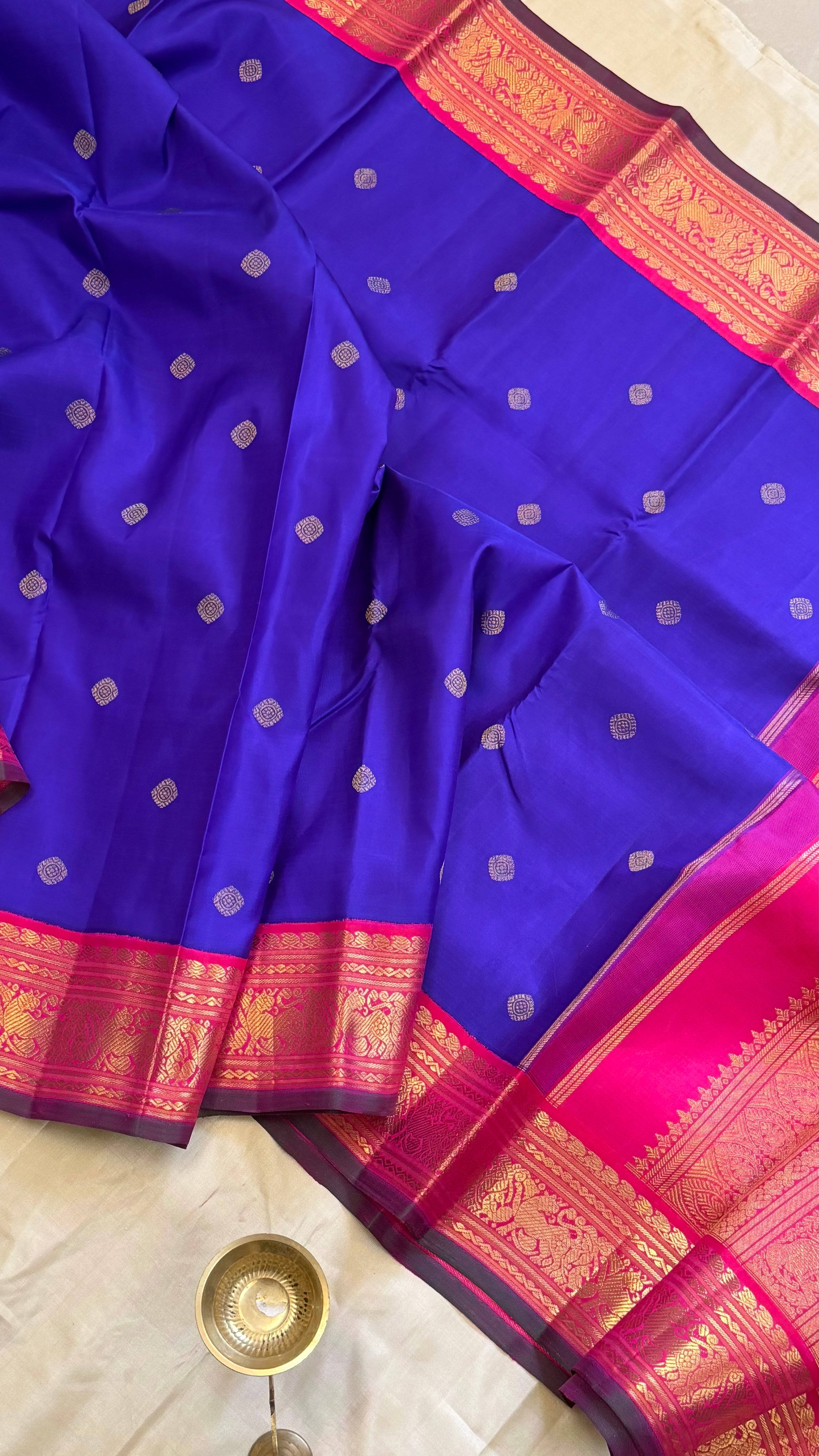 Purplish blue and pink kai korvai/ kanjipuram silk