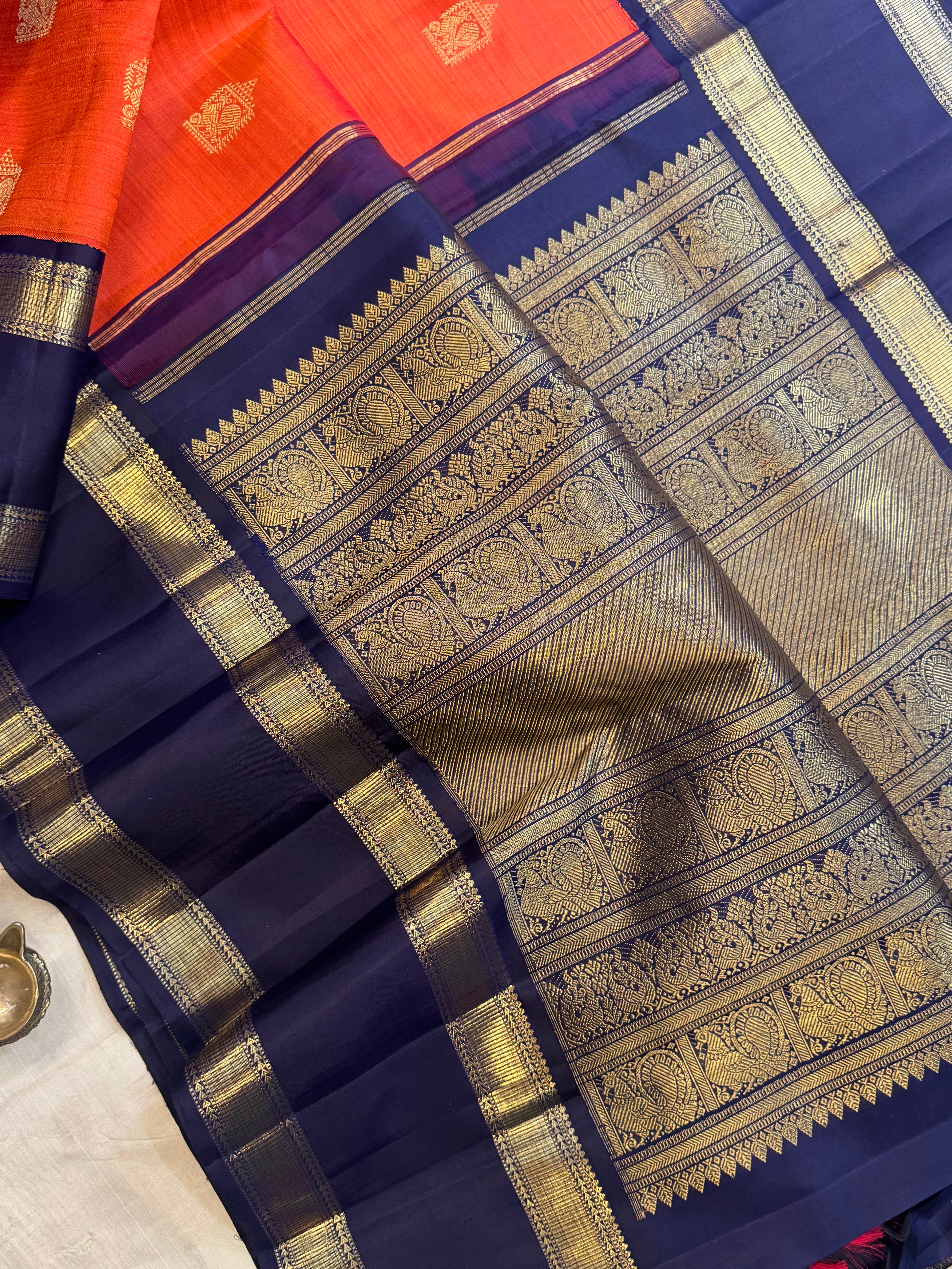 AALAYAM : Orange retta pet korvai kanjipuram silk