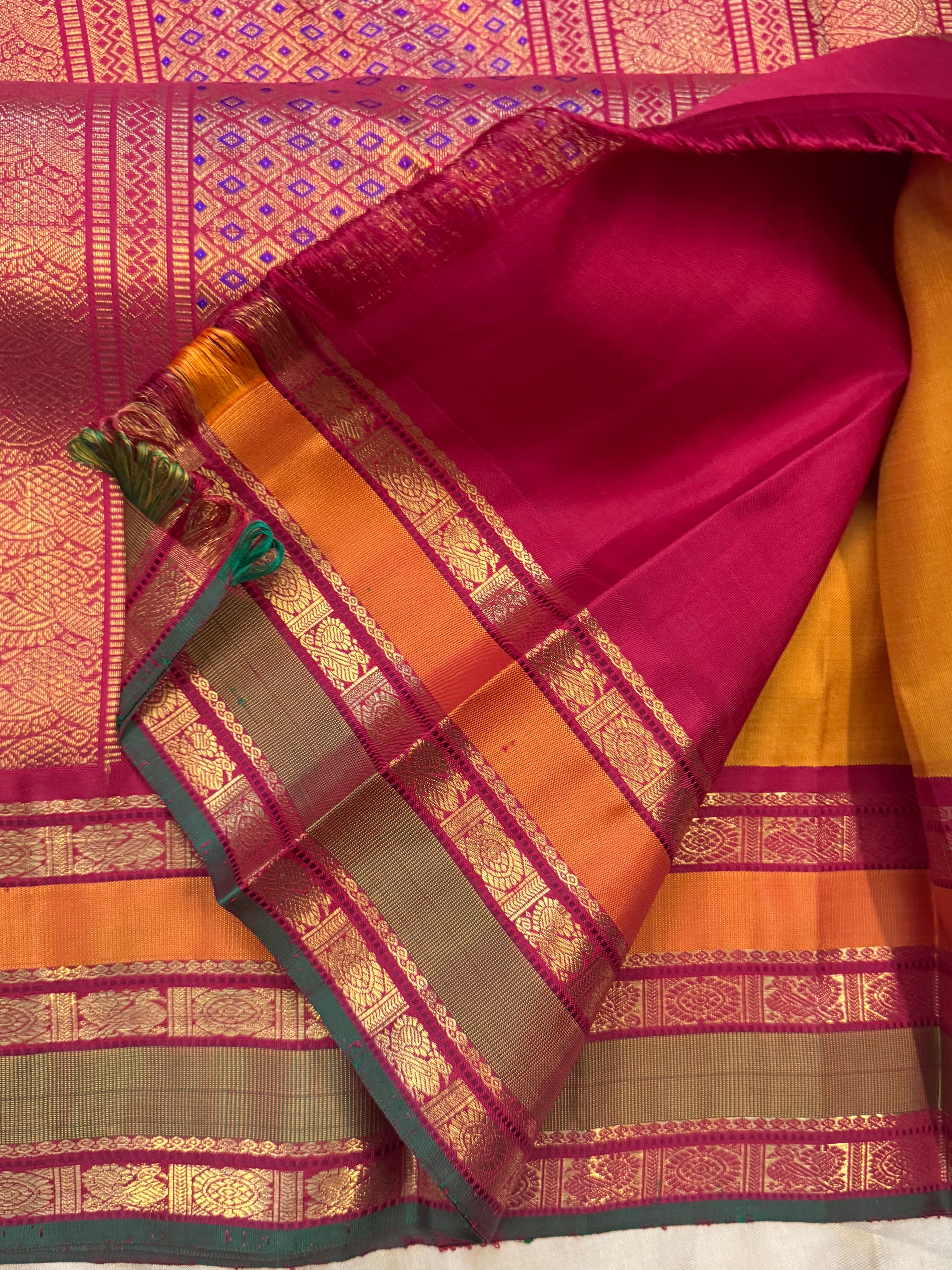 AALAYAM : Varisapet yellow kanjipuram silk
