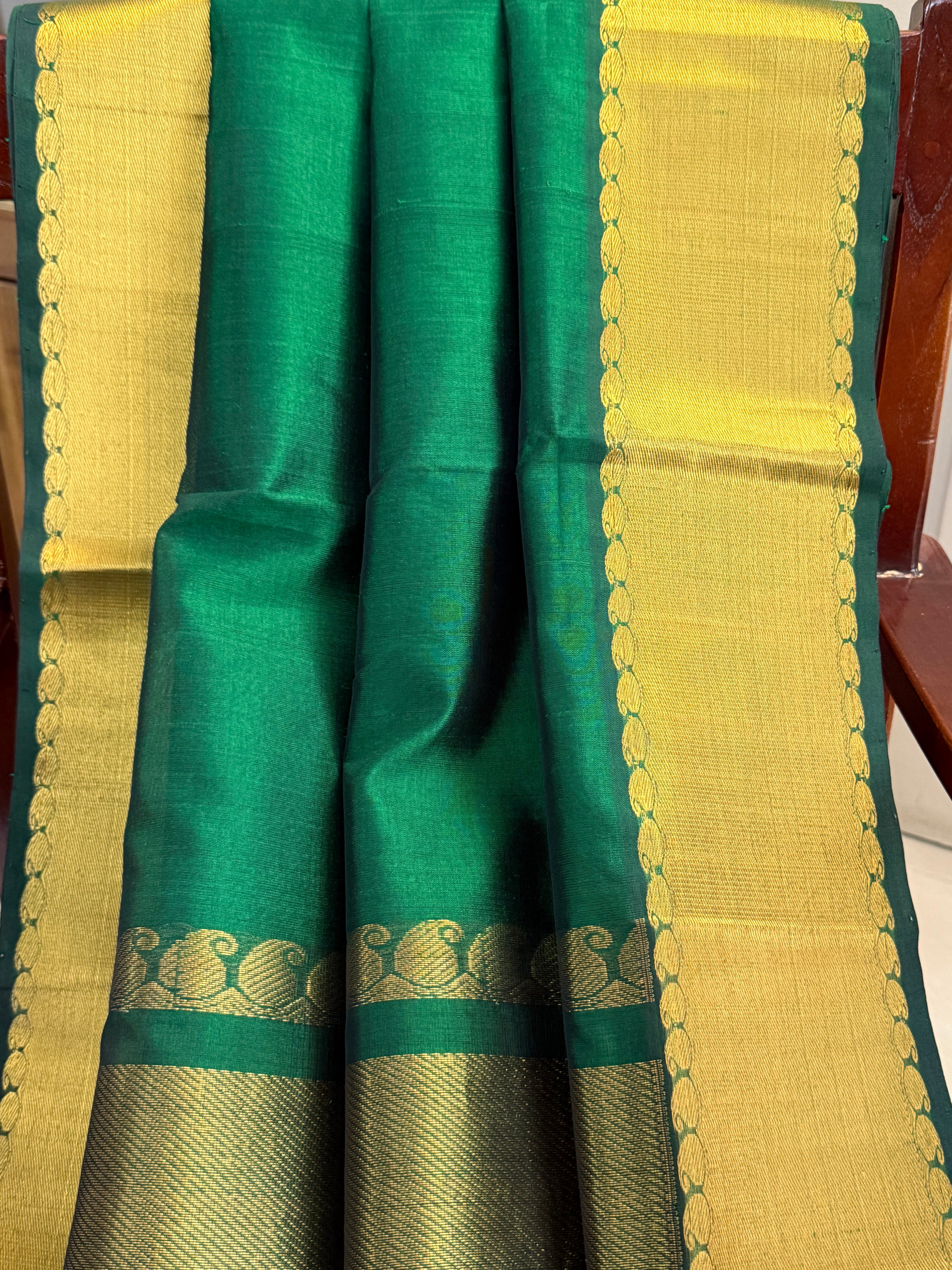 Bottle green bavanji border / Silk Cotton