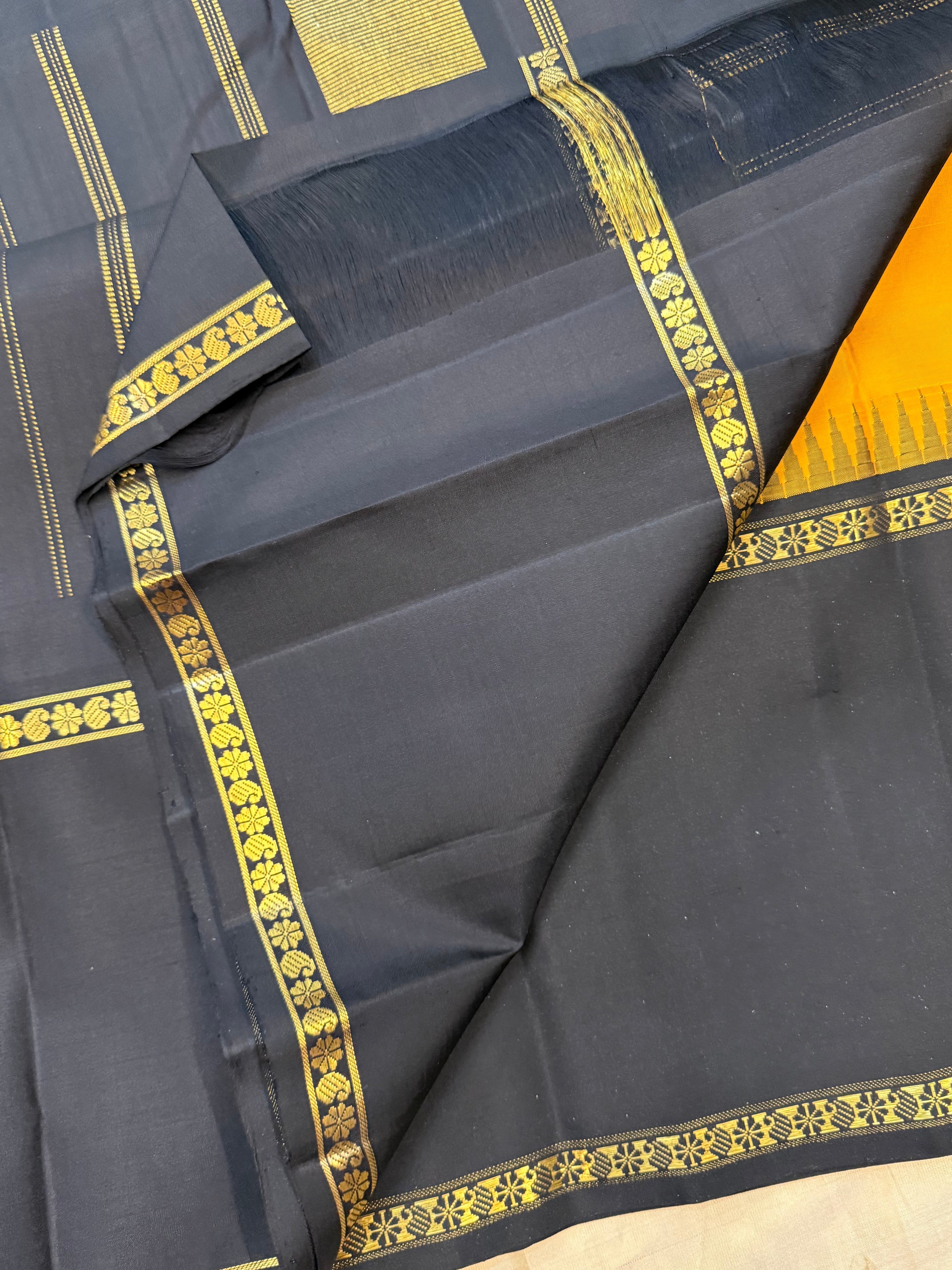 Golden yellow and black rettapet border/ Arani silk