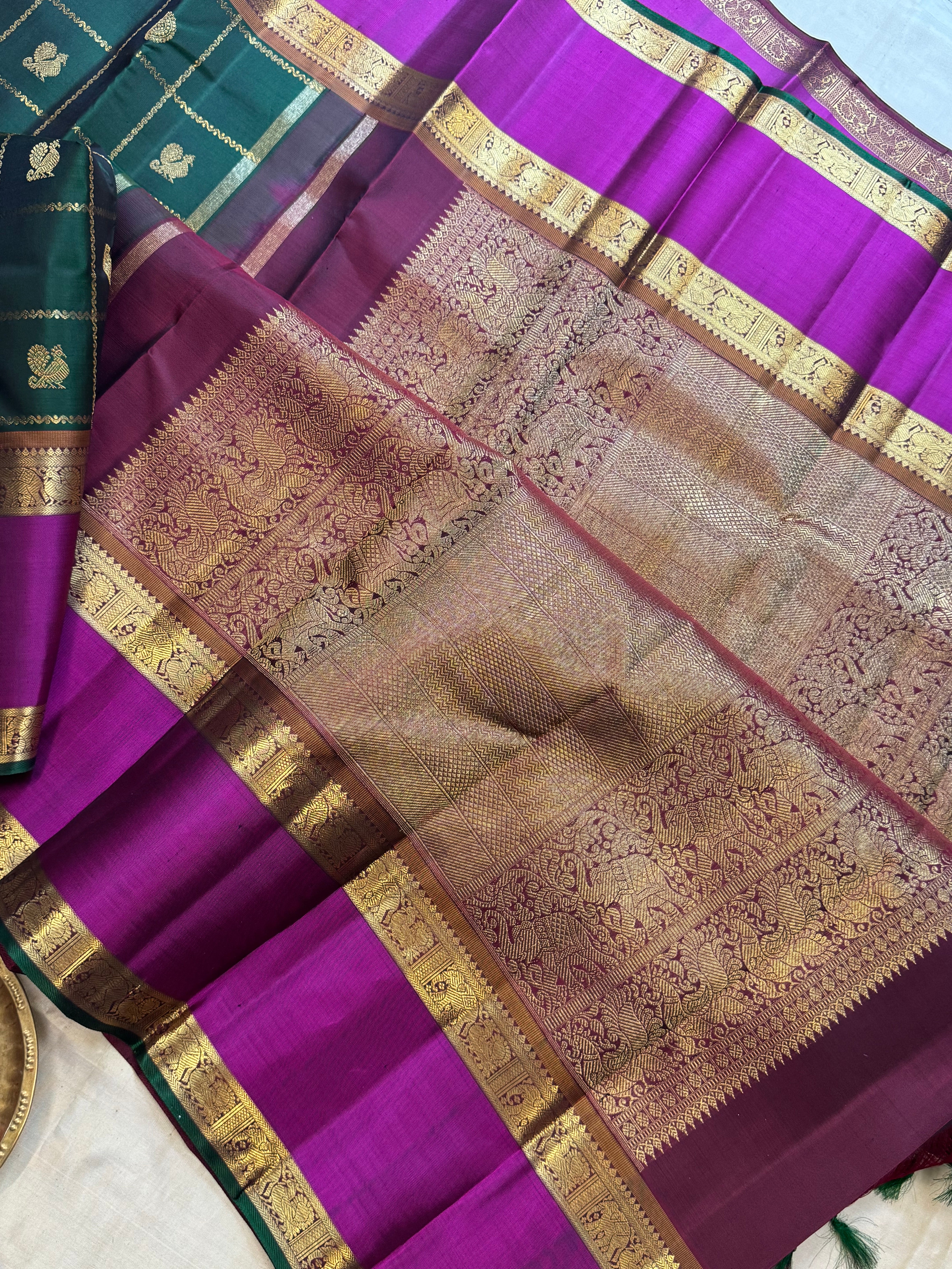 Green kattam Butta retta pet. / Bridal edit kanjipuram silk