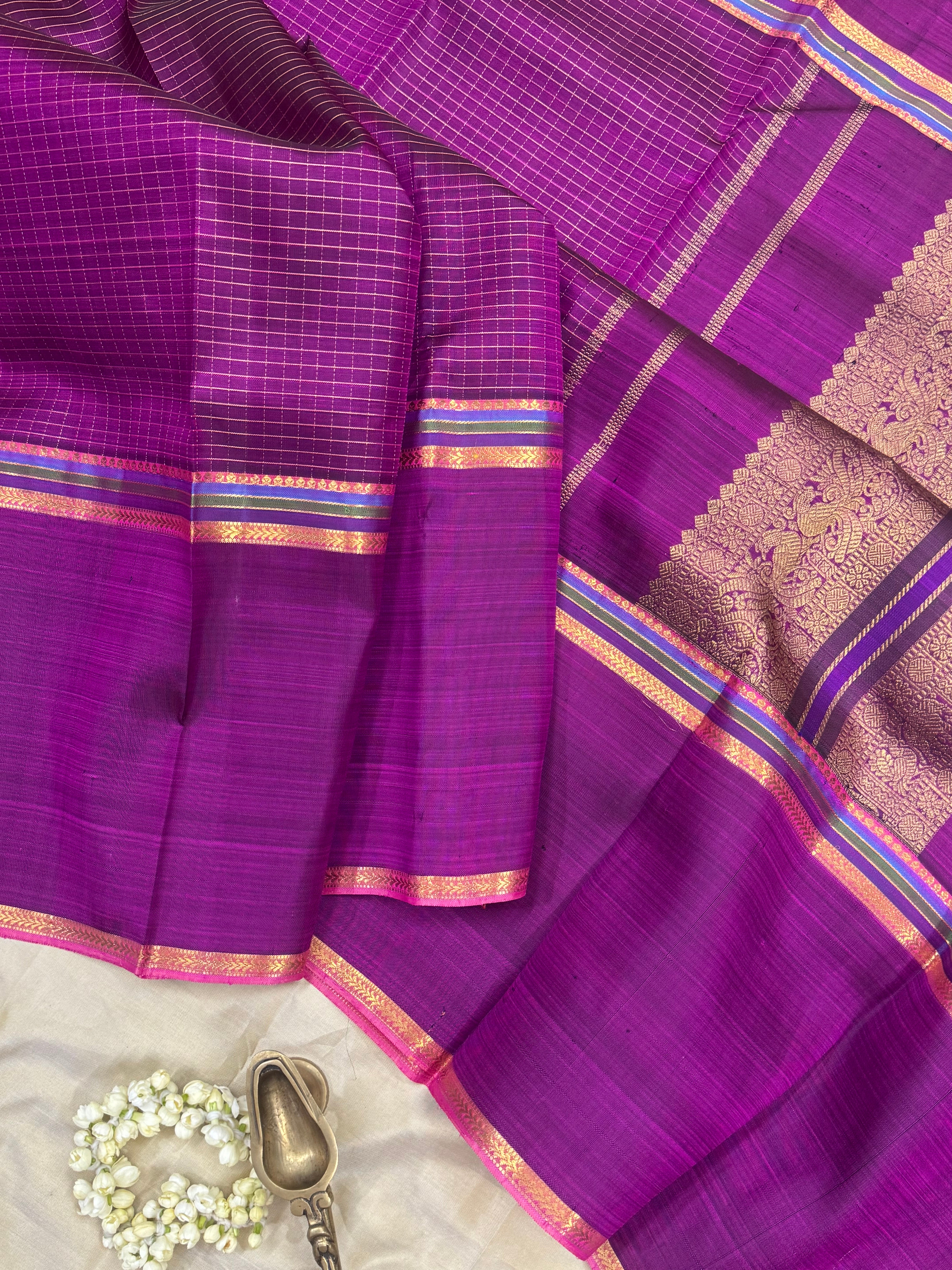 Long border style zari kattam Long border. / kanjipuram silk
