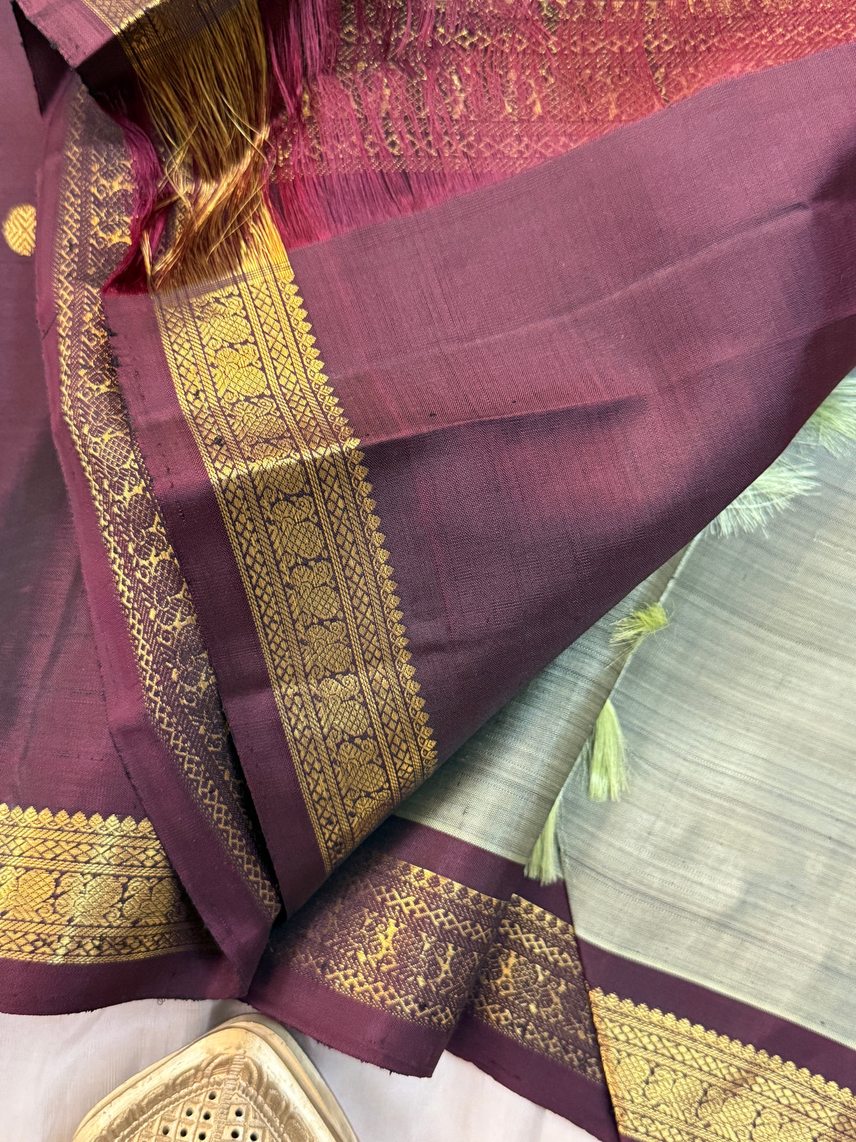 pastel olive green and small border pure Zari / kanjipuram silk saree clsa 12032