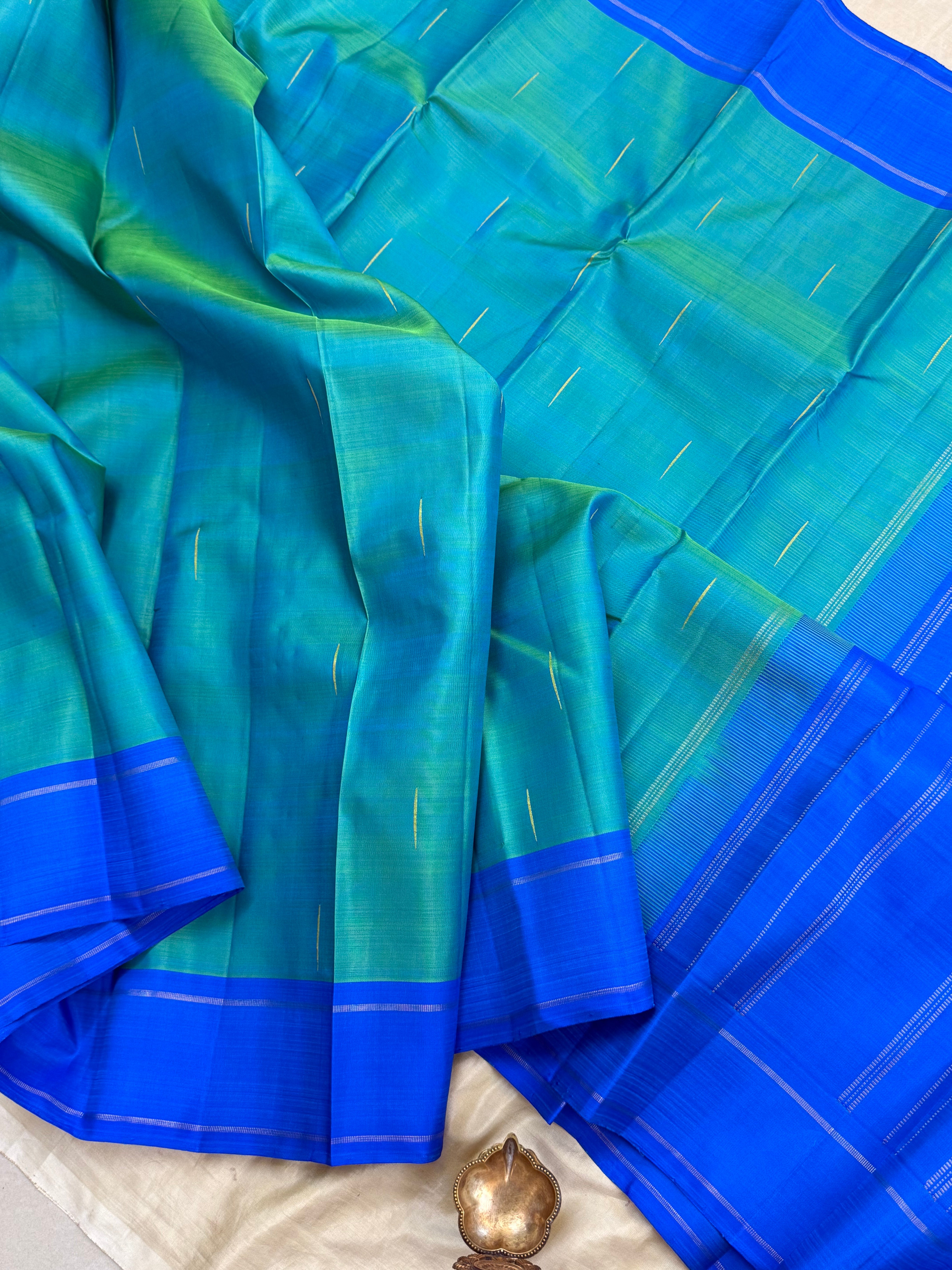 Rain drops semi contrast / kanjipuram silk saree CLSA 10746