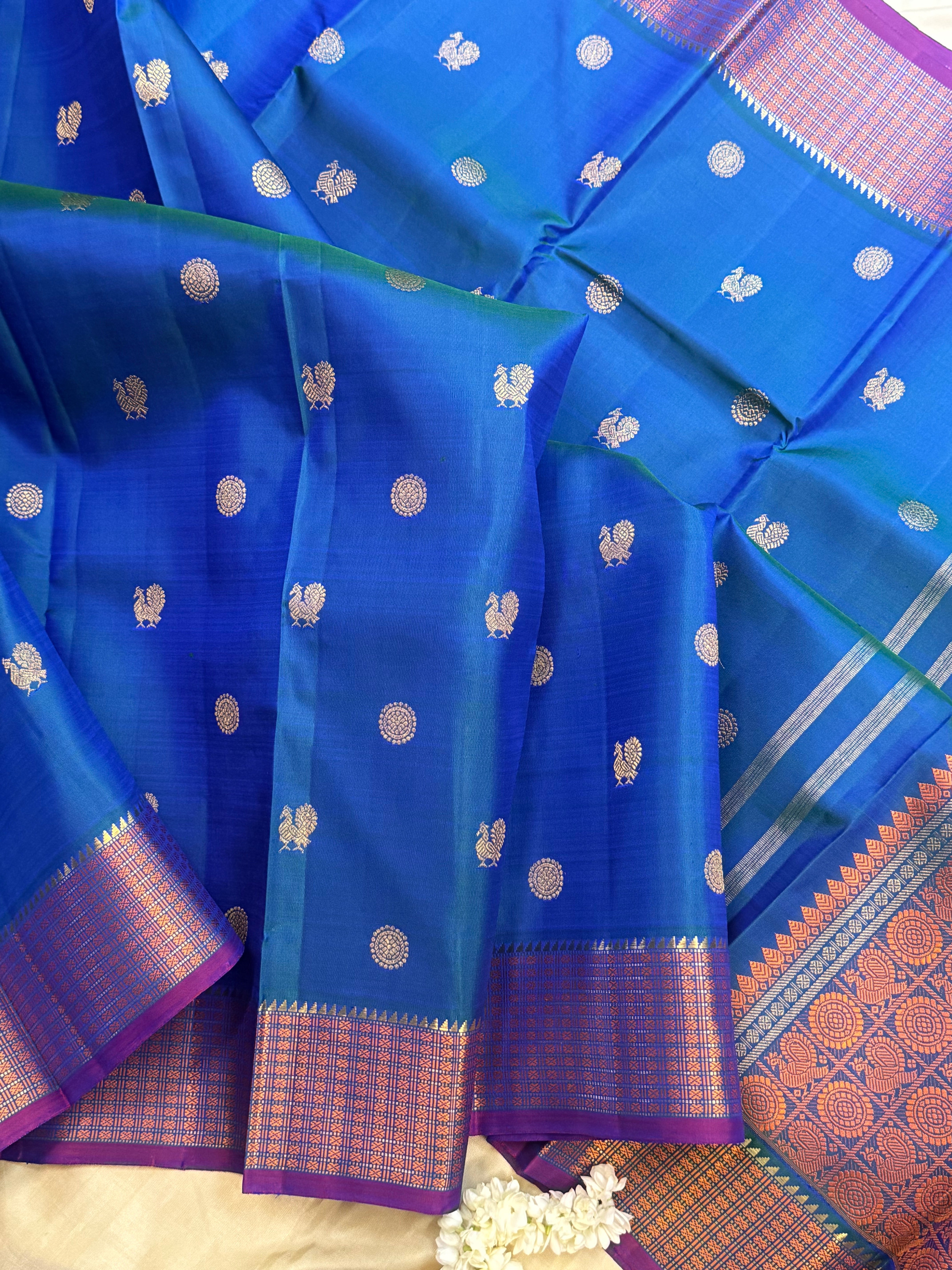 Mayilkazhuthu varisapet / Kanjipuram silk