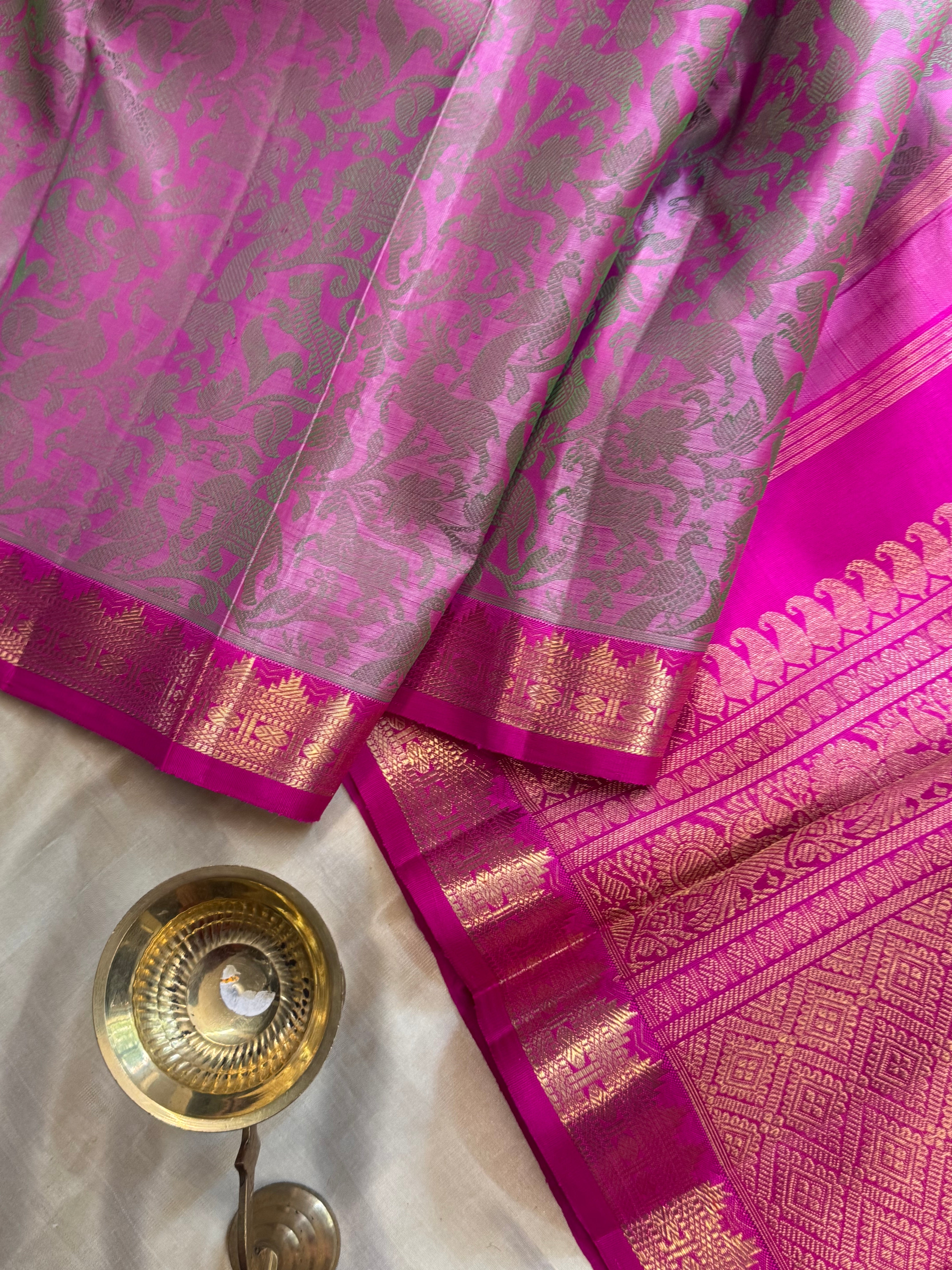 Onion pink vanasingaram : kanjipuram silk