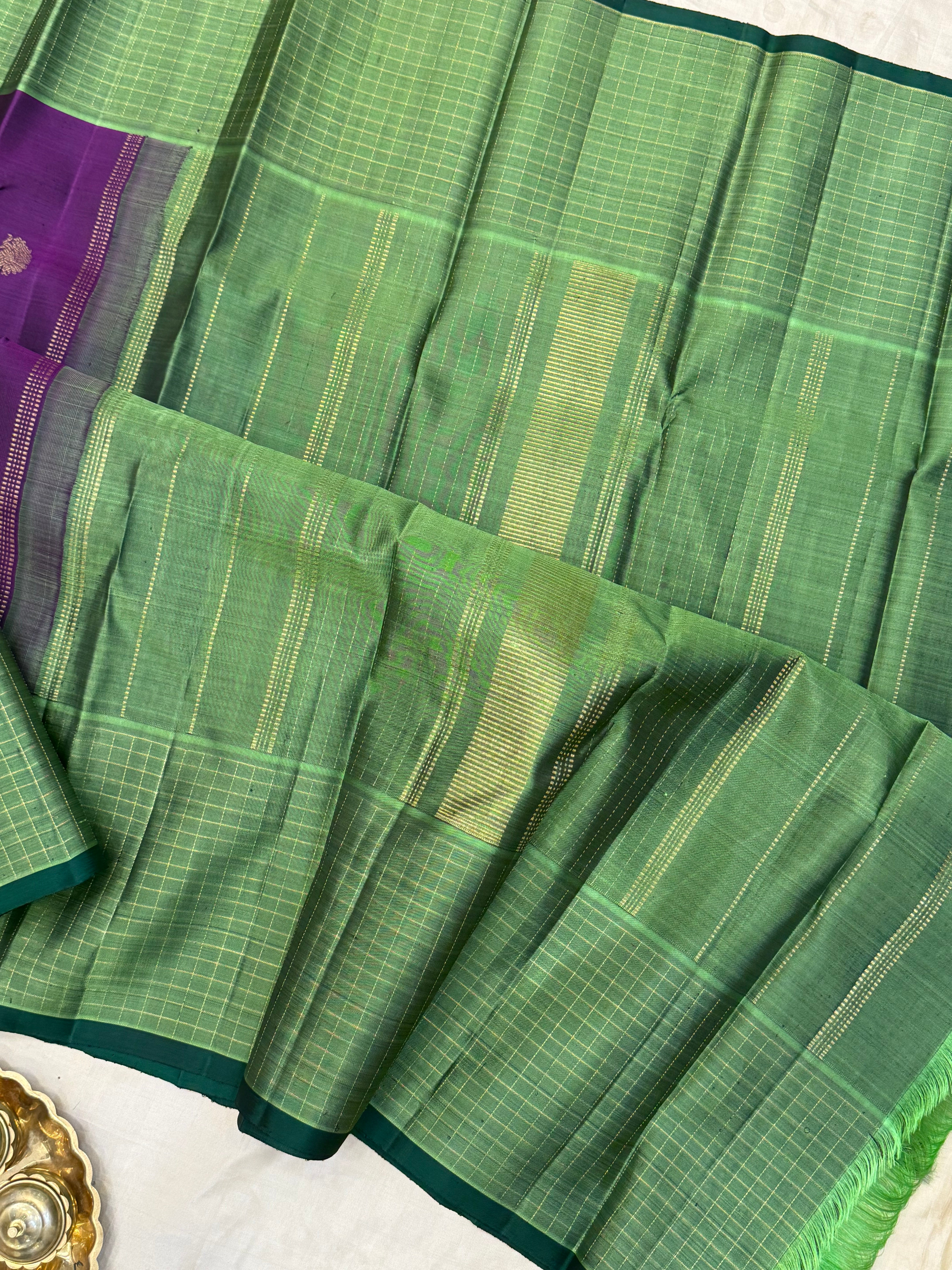 Kalyani: Brinjal Butta border kattam / kanjipuram silk