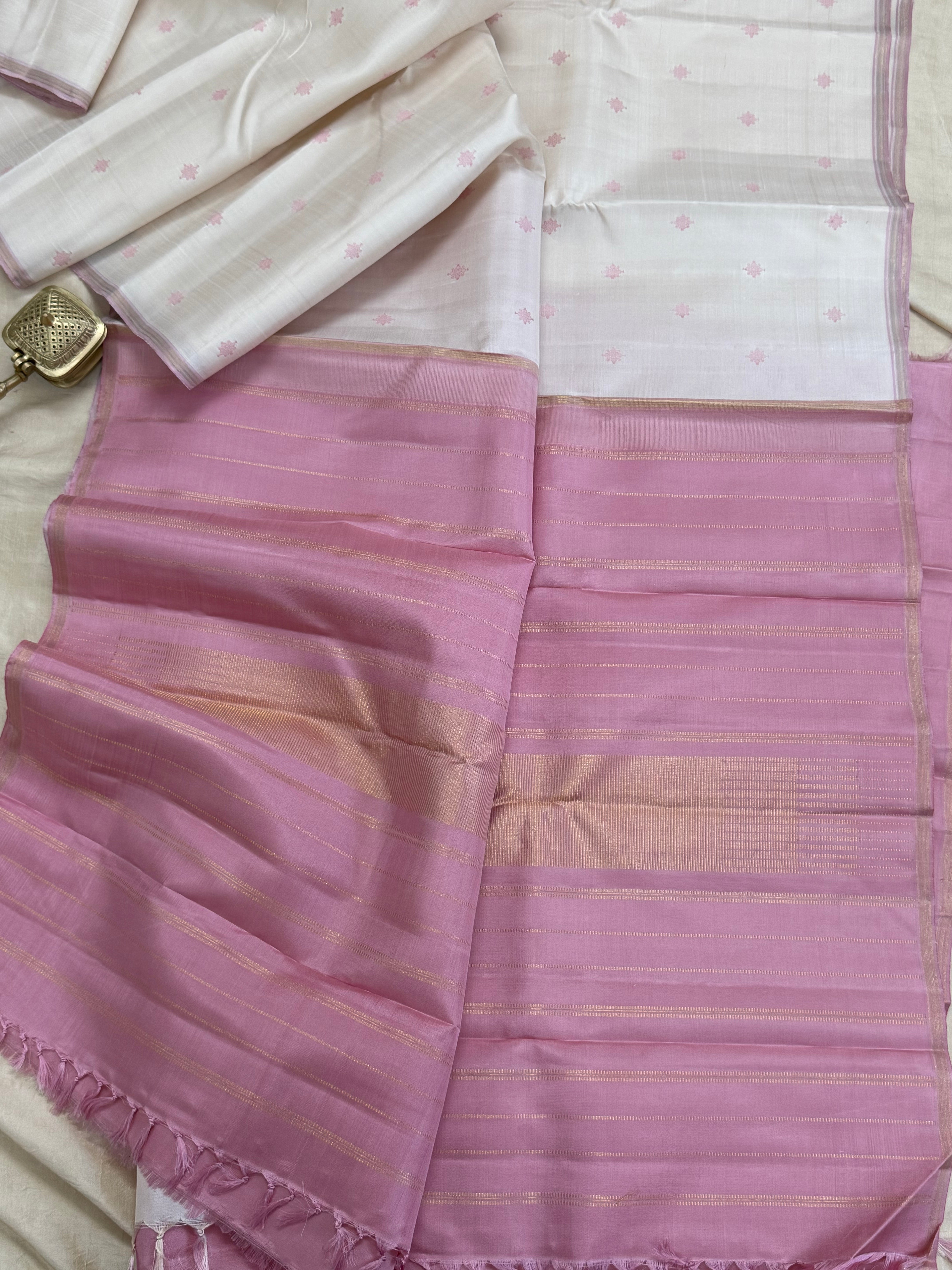Offwhite thread butta / Kanjipuram silk