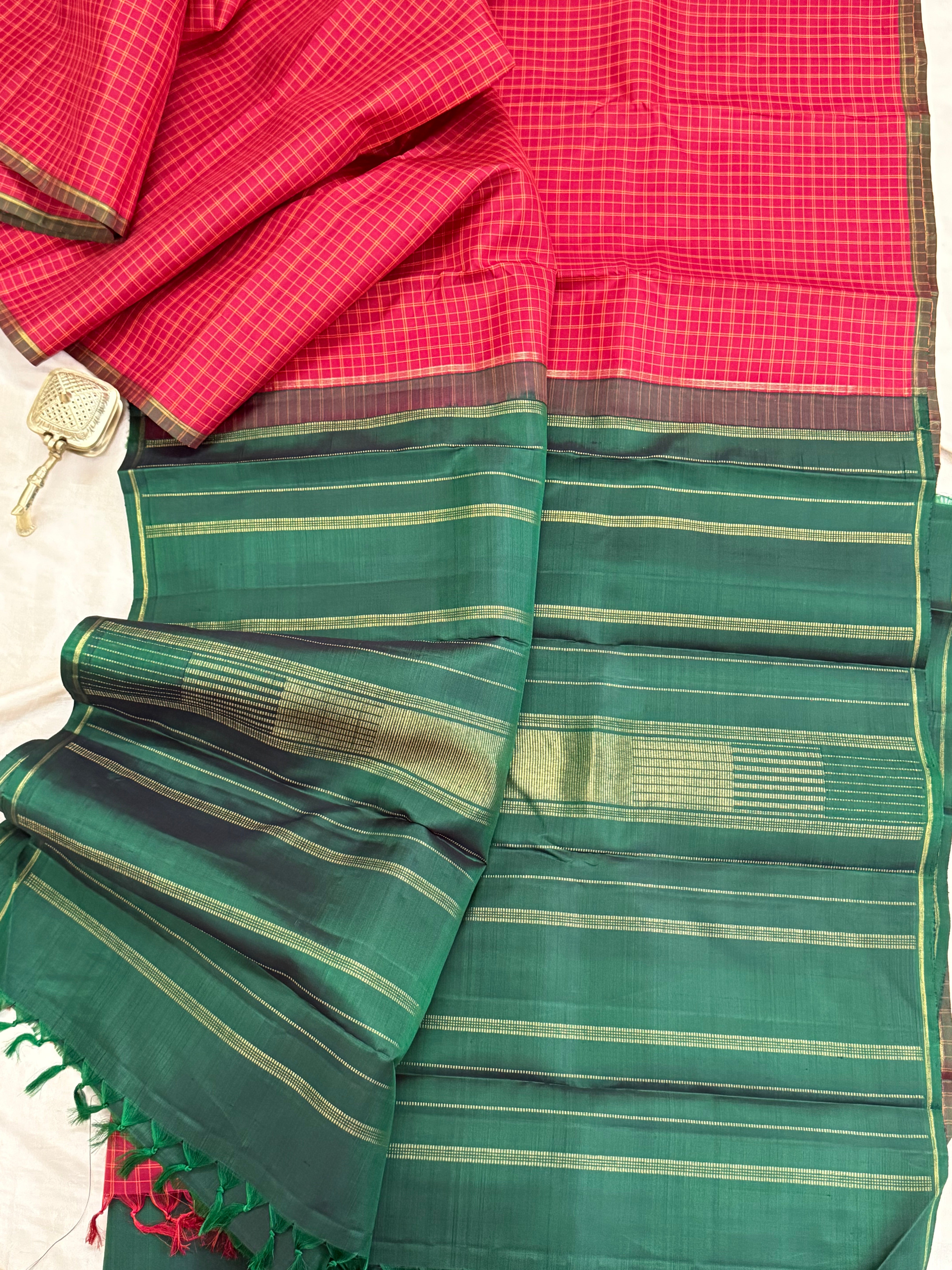 Araku kattam borderless/ Kanjipuram silk