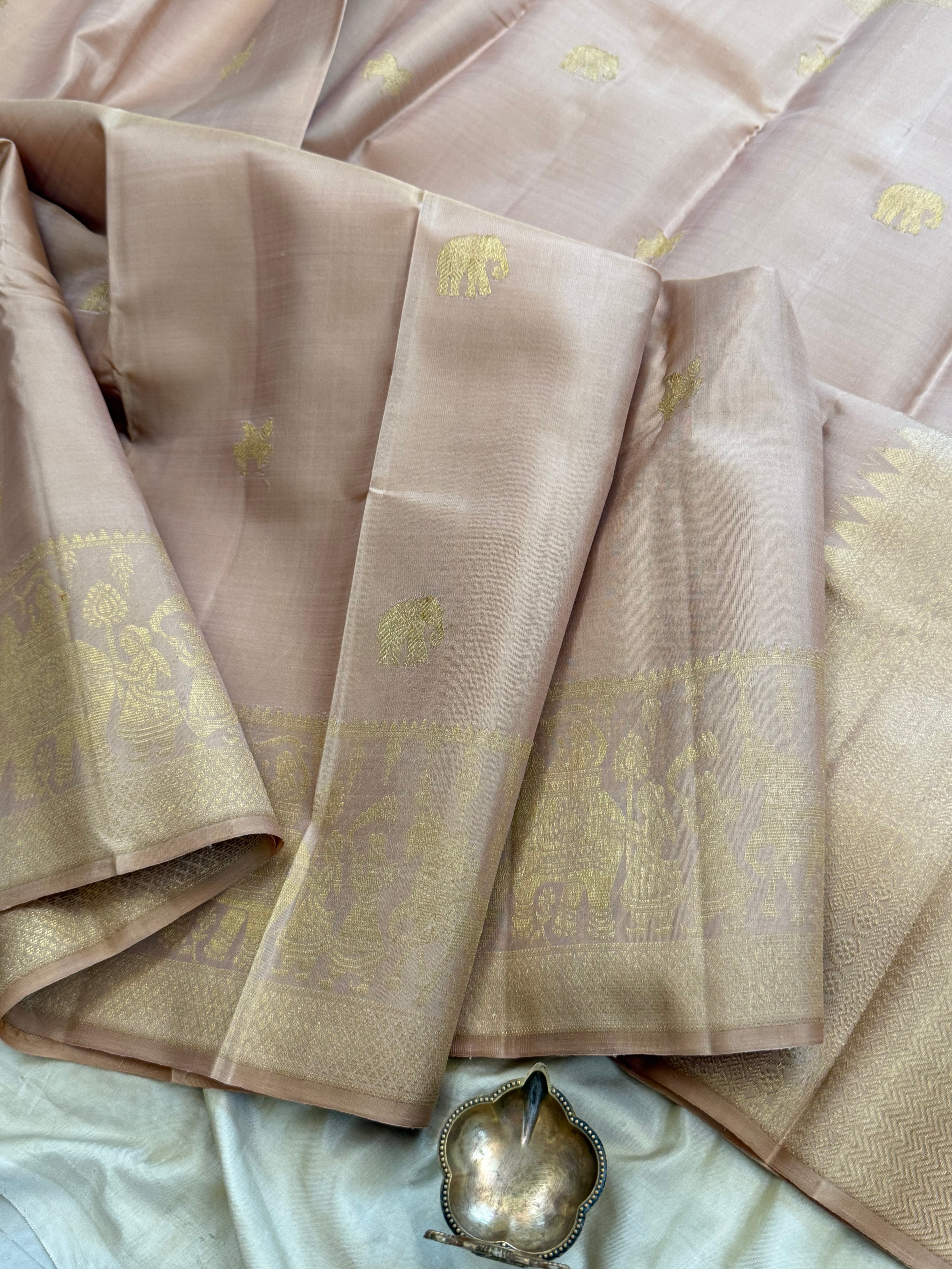 Cream colour body / Arani silk CLSA 10066