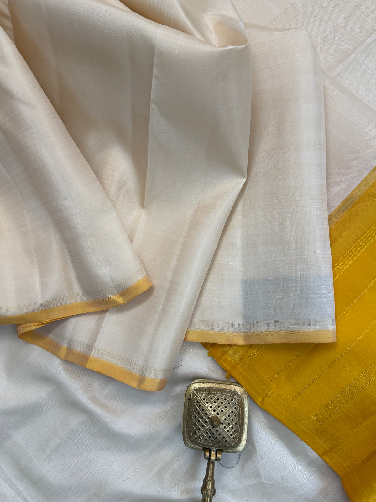 Off white and mustard pure Zari/kanjipuram silk saree clsa 12309