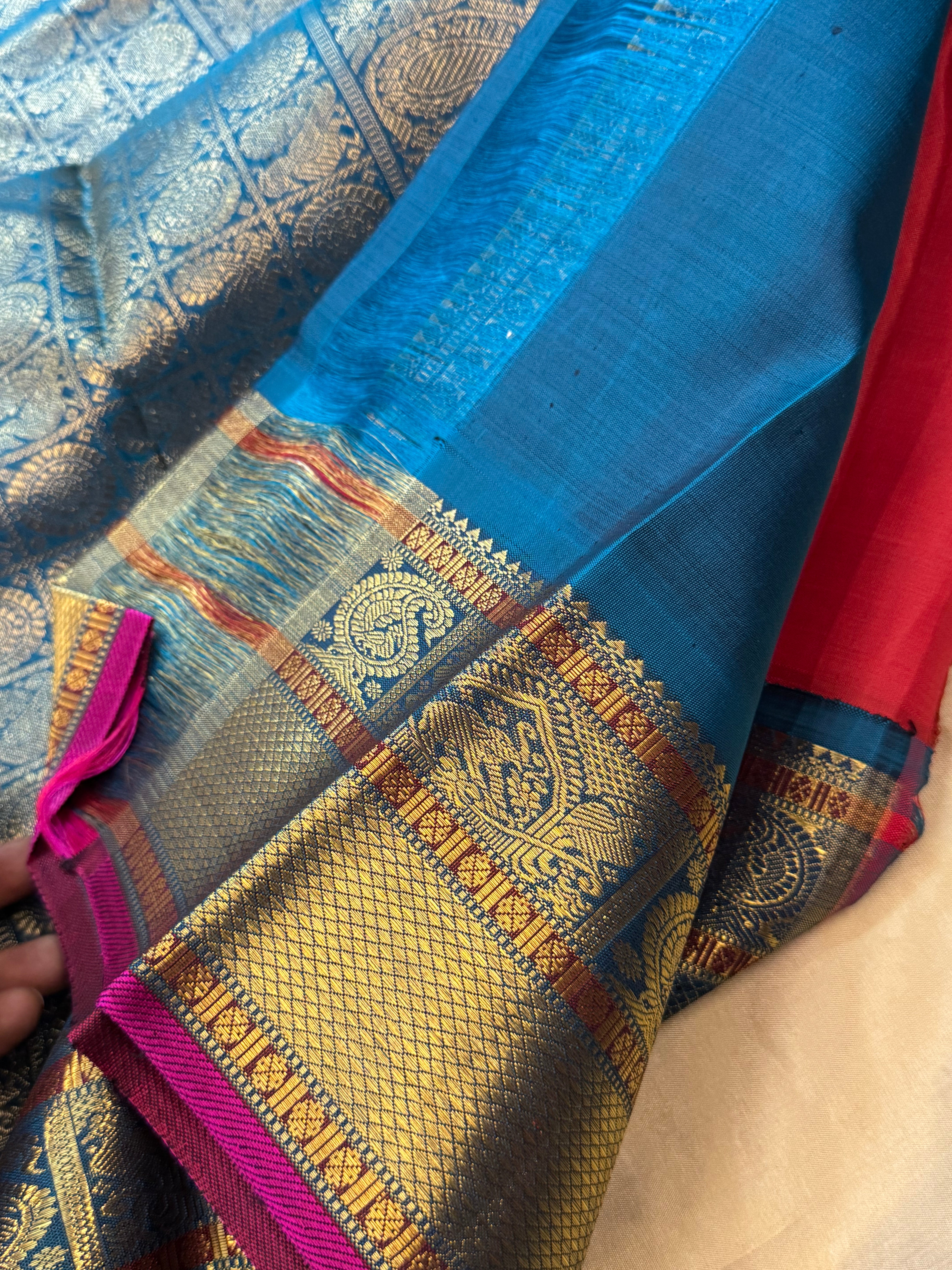 Deep rust korvai : kanjipuram silk