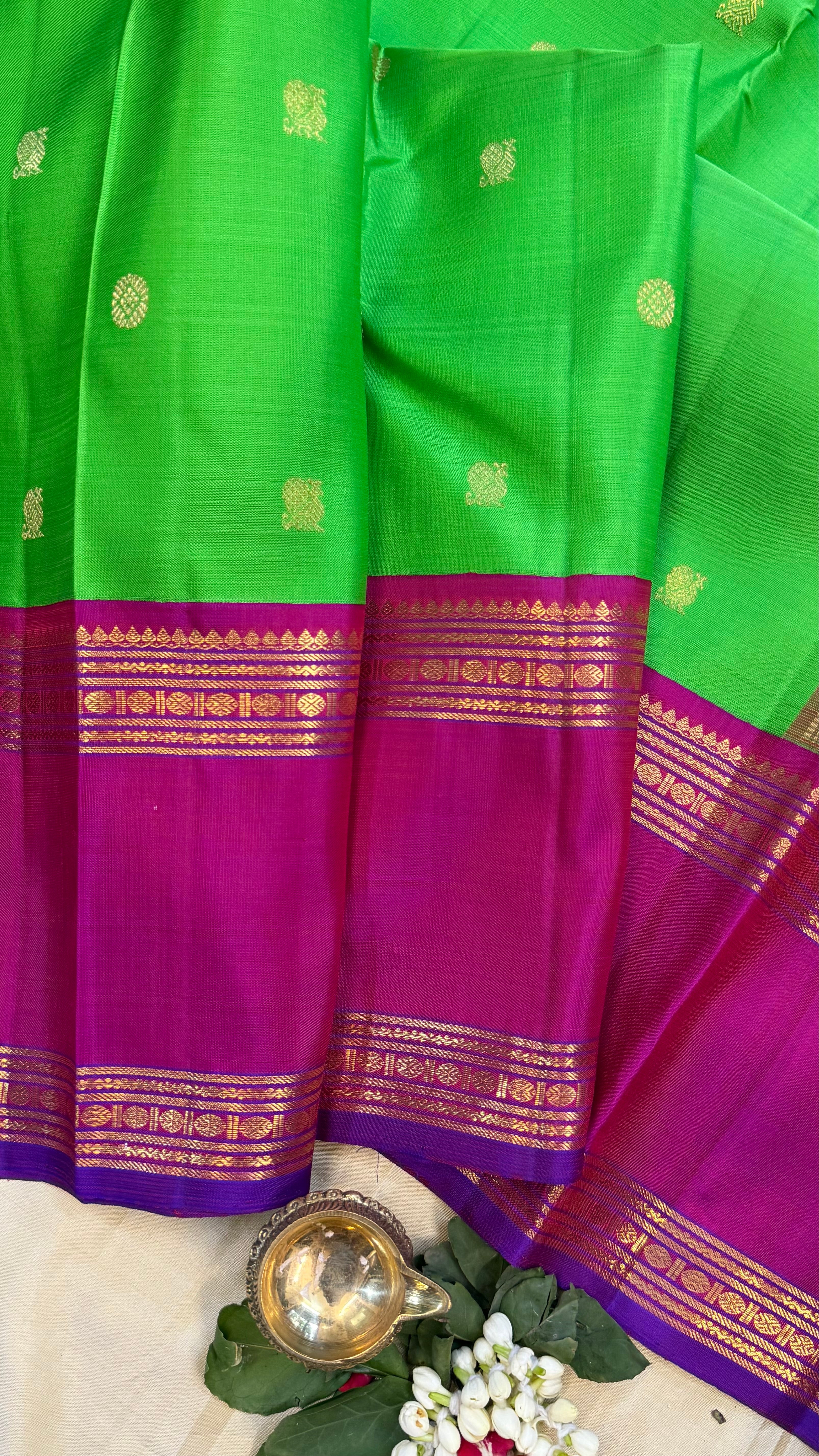 Parrot green and pink rettapet border kai korvai/ kanjipuram silk