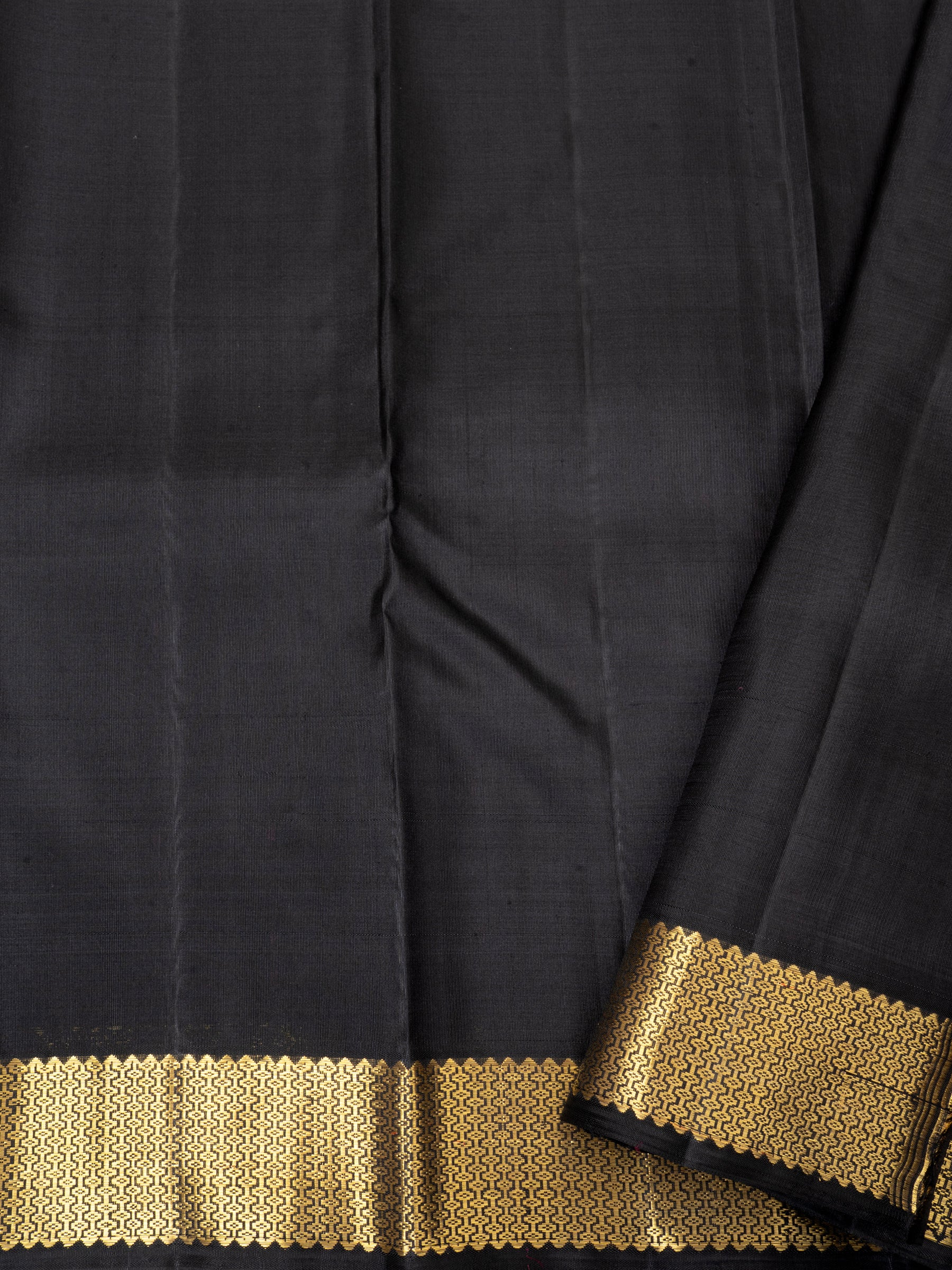 Black and red lakshambutta /Kanjivaram Silk Saree CLSA5006