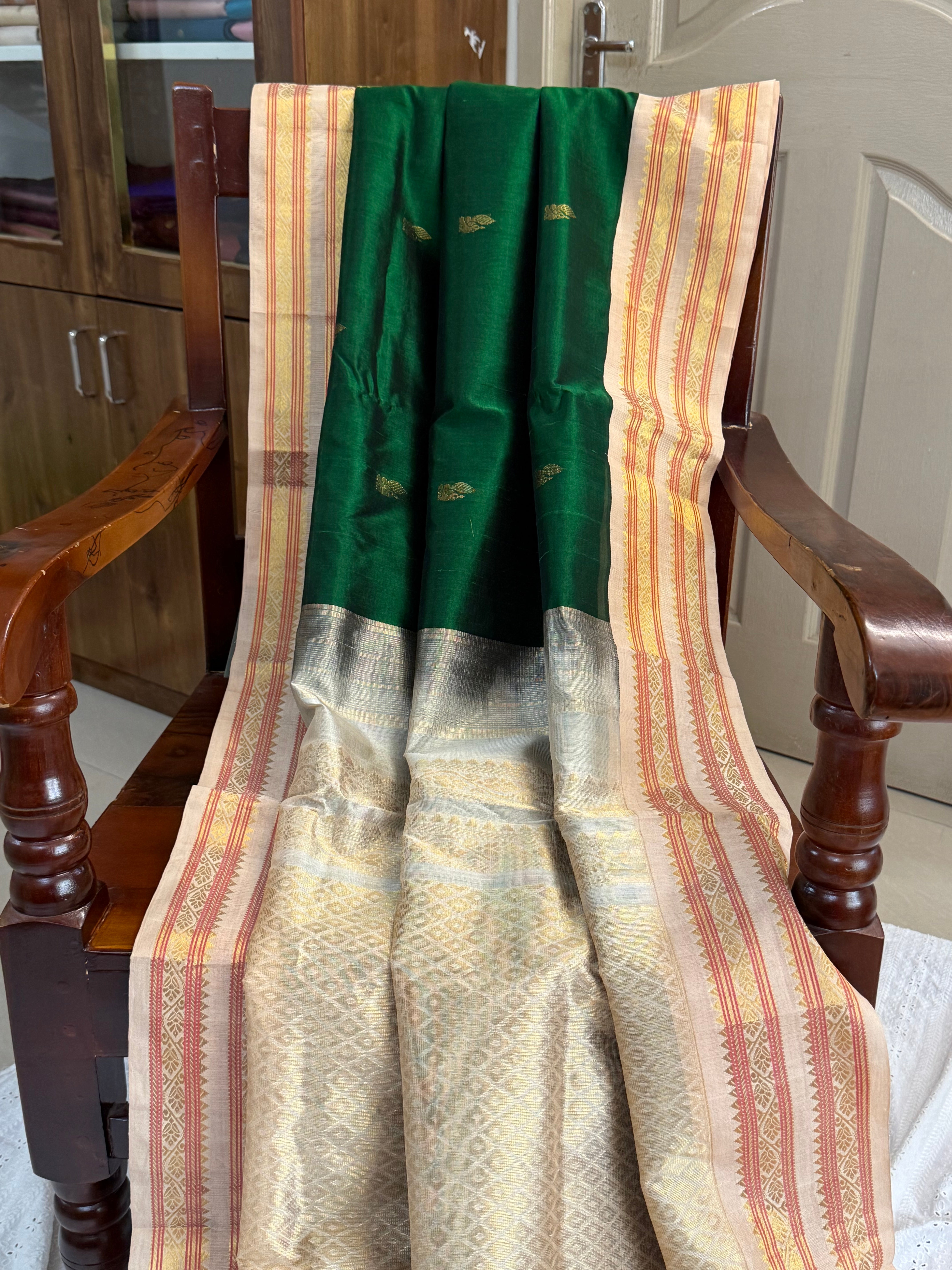 Dark green and cream varisapet border / Silk Cotton