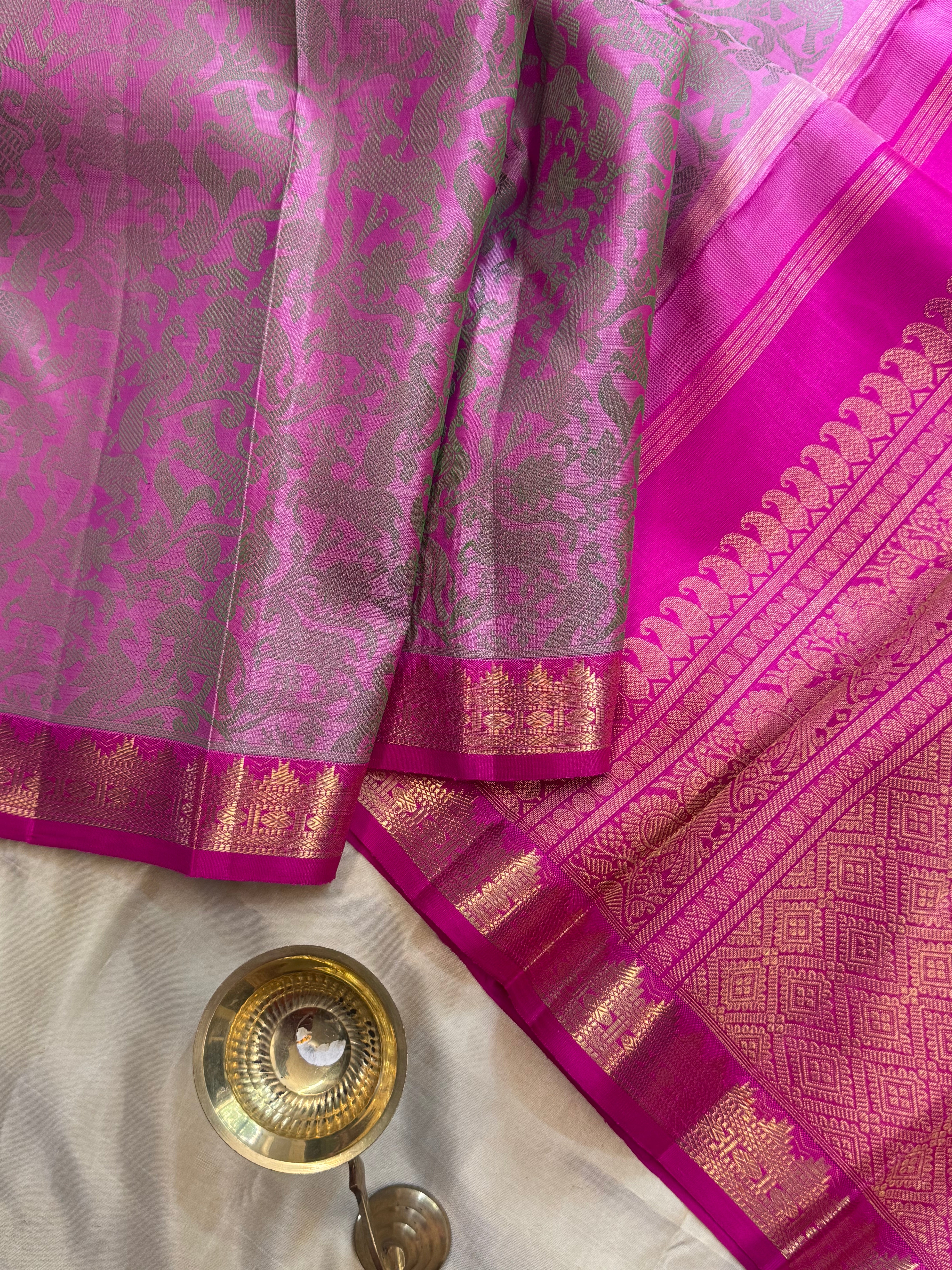Onion pink vanasingaram : kanjipuram silk