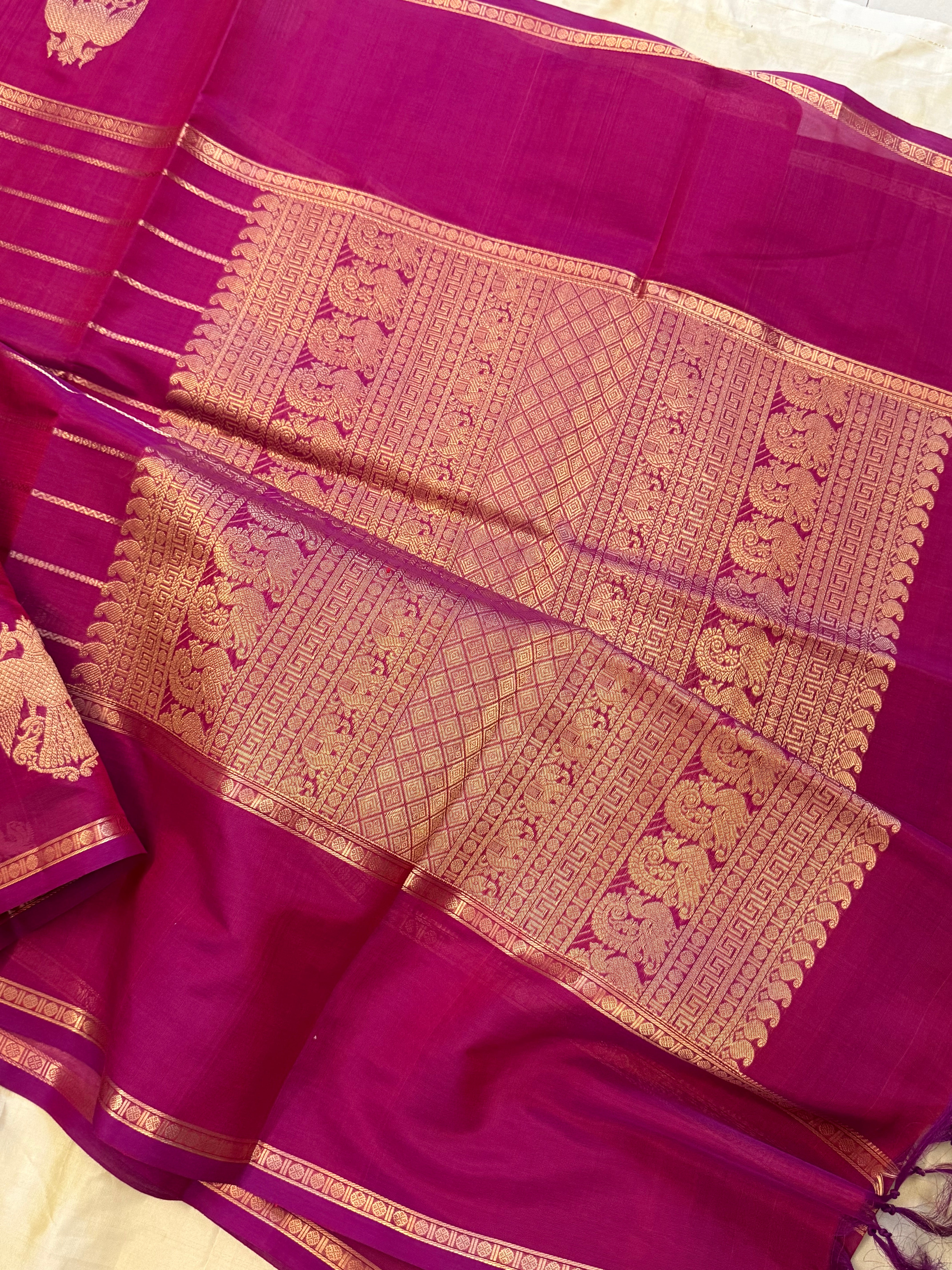 Pink veldhari border butta/ Silk Cotton
