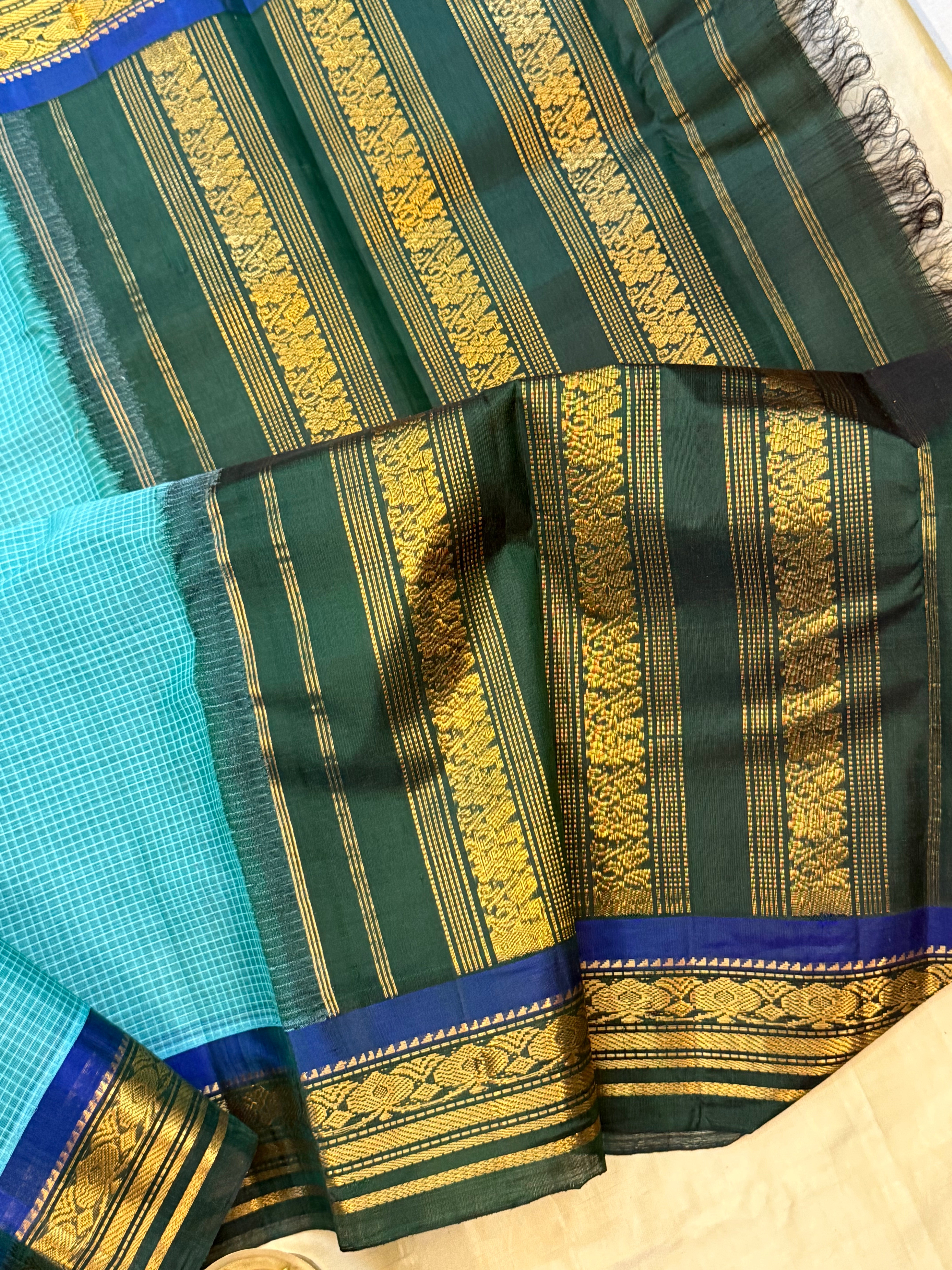 Turquoise blue and green korvai / Gadwal Cotton (No Blouse)