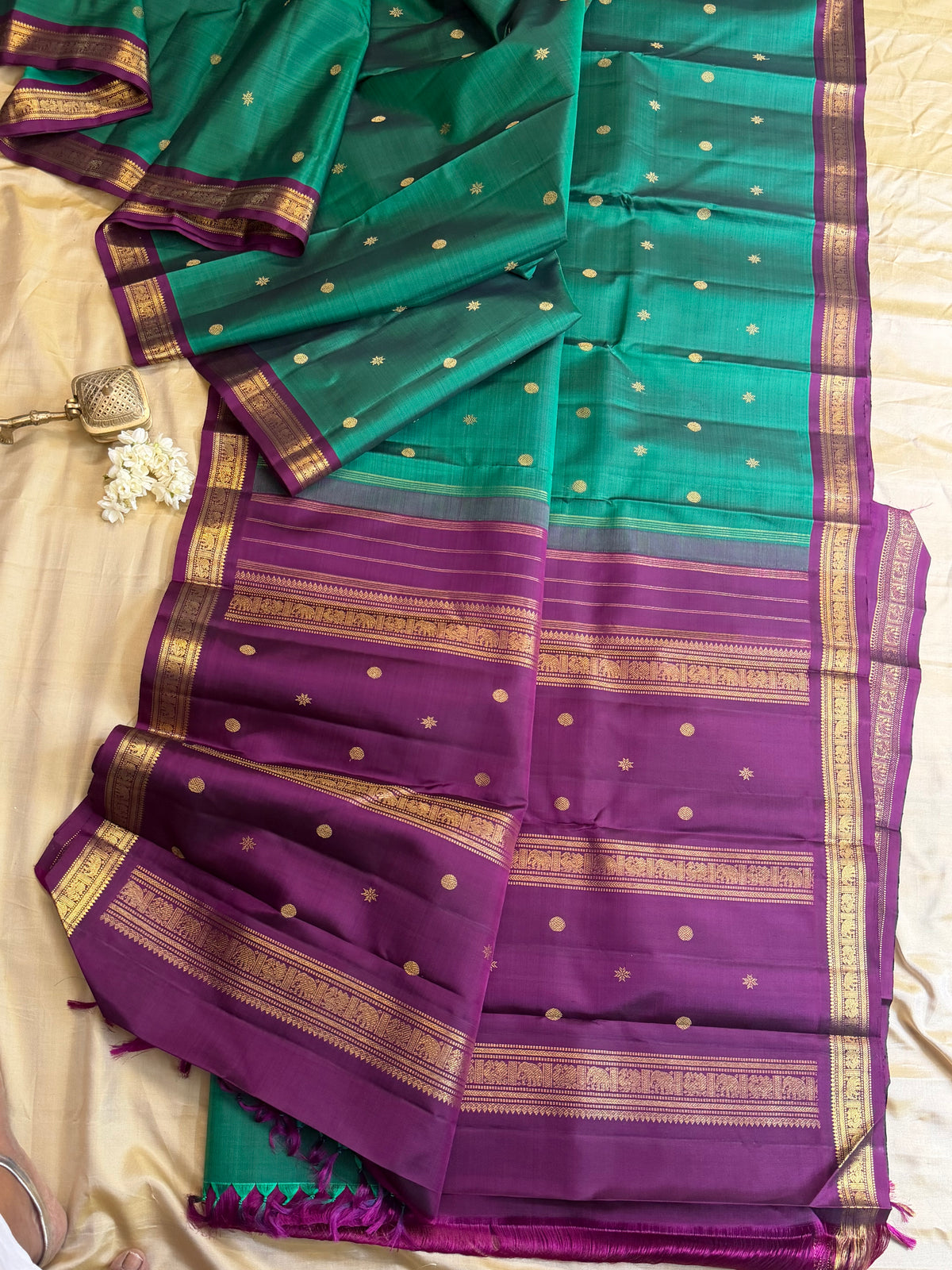 Rama green small border / Kanjipuram silk saree clsa 11410