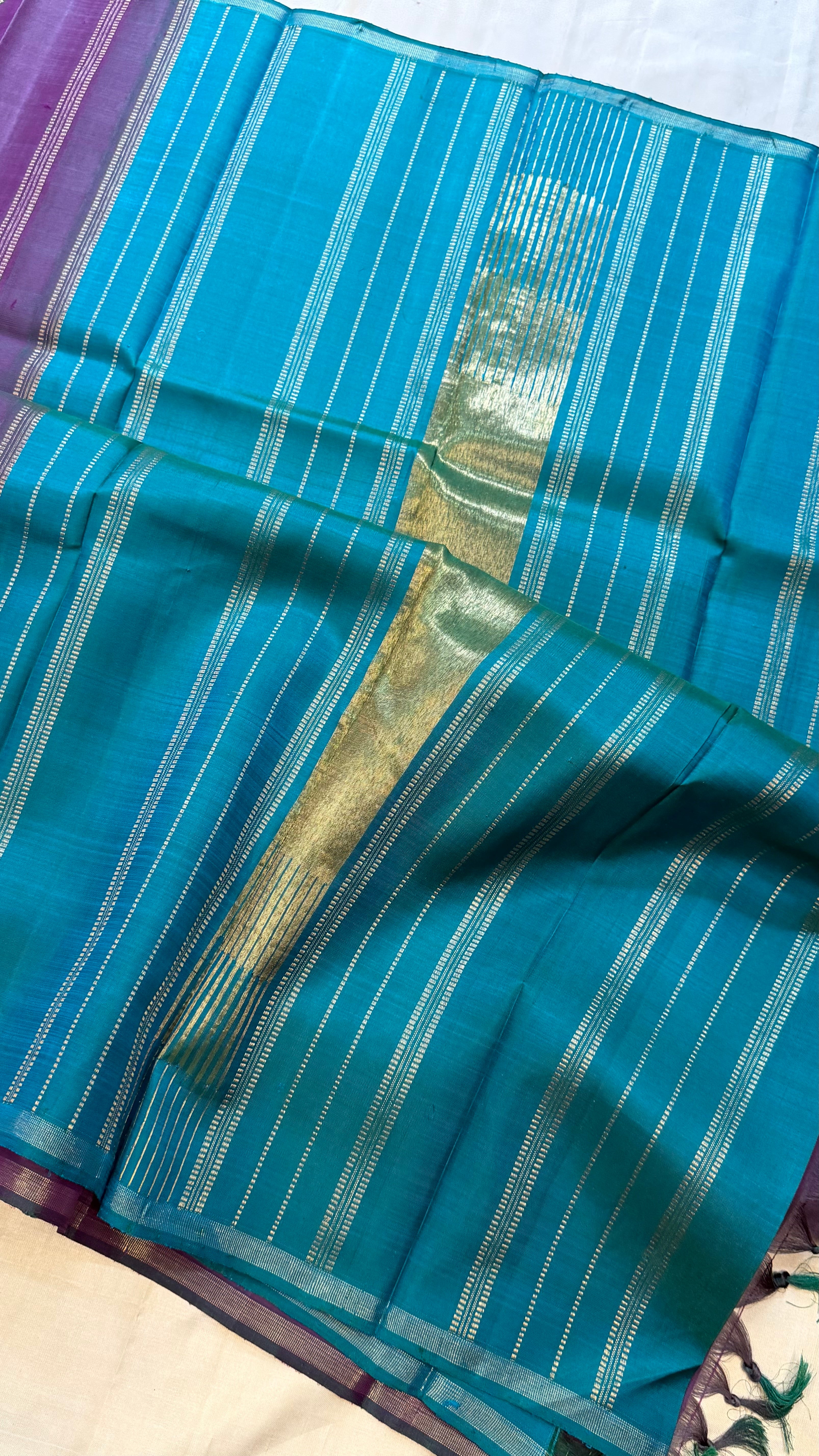 Deep purple and rama green borderless/ Kanjipuram silk