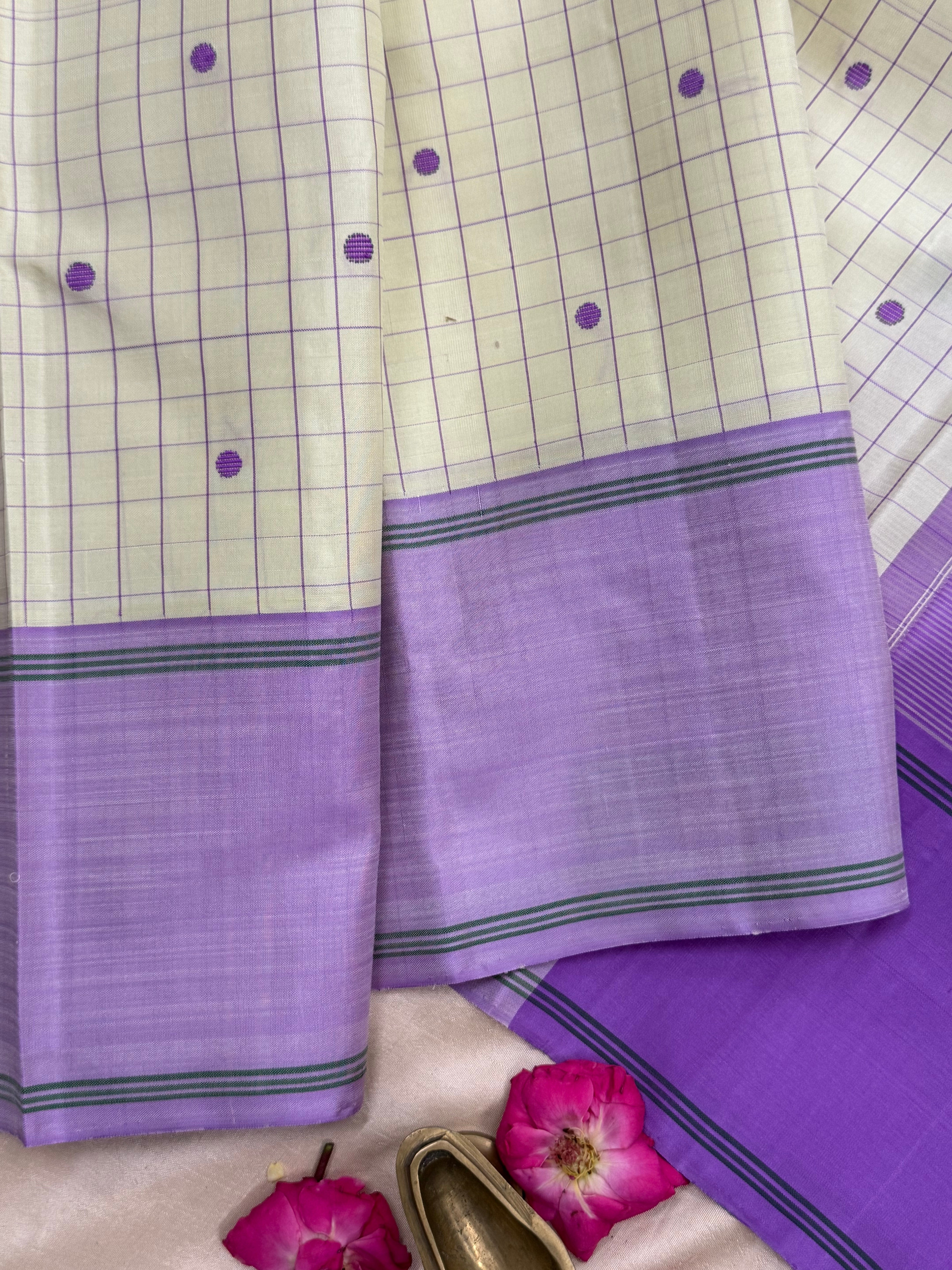 Offwhite check lavender thread work / Arani silk
