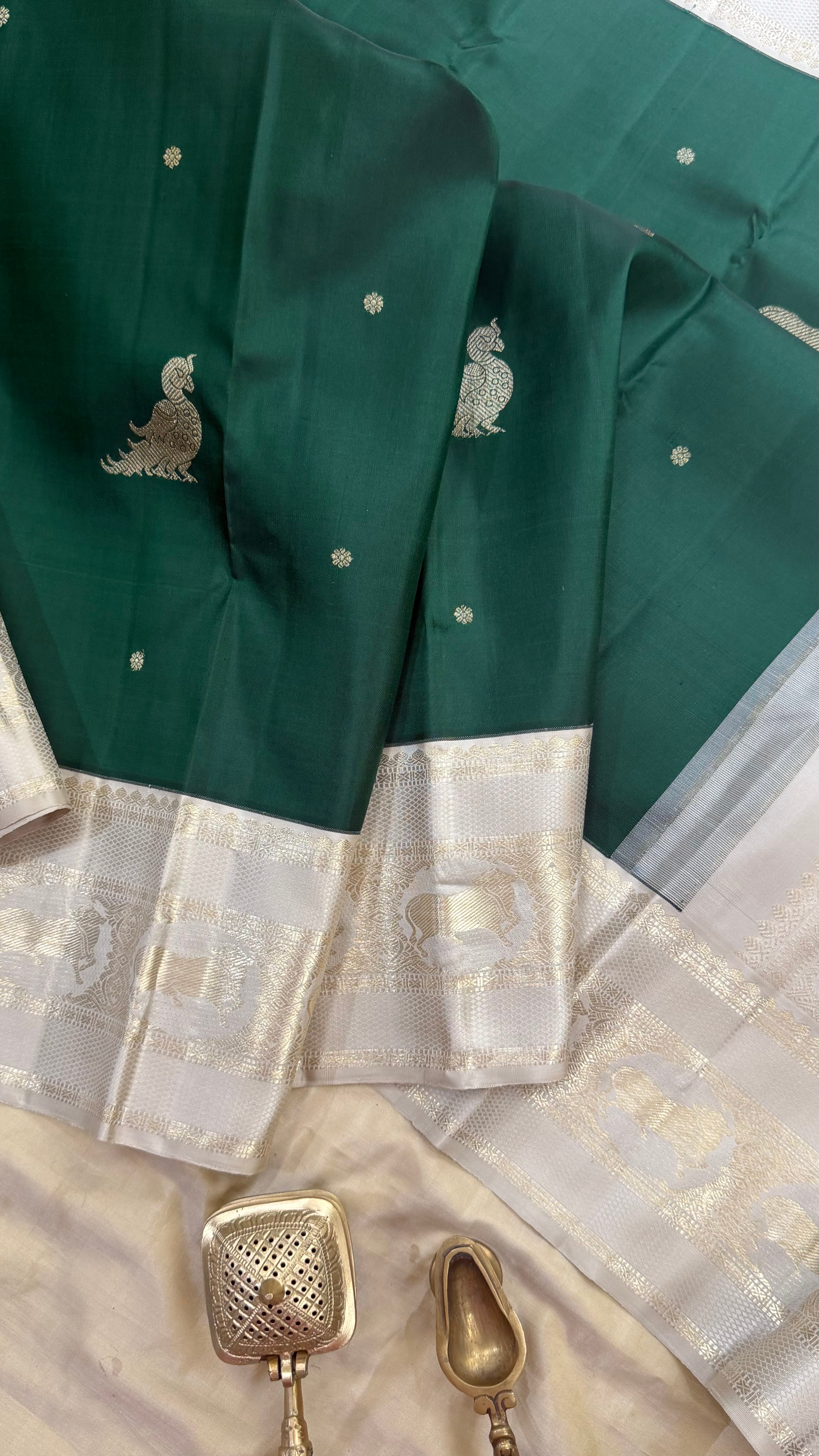 Amoha green Korvai Kanjipuram silk 9089CL