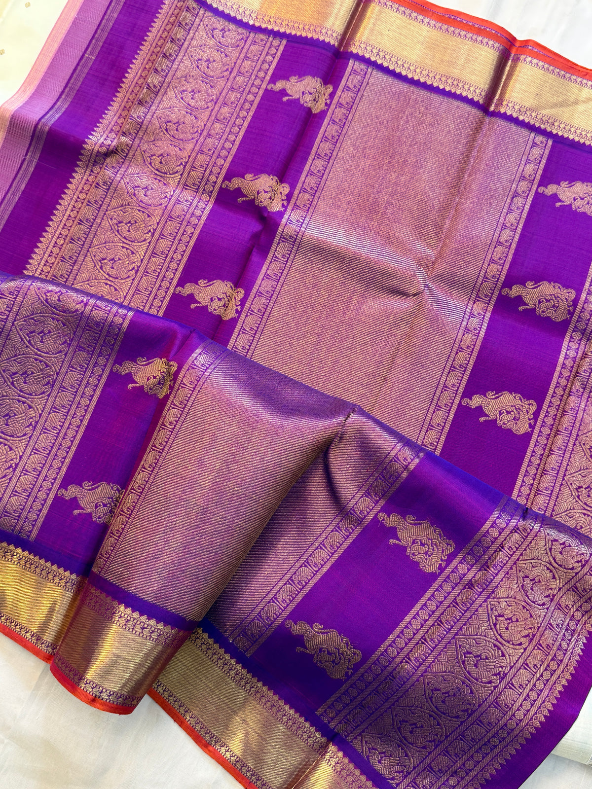 Off white and Majenta Korvai / kanjipuram silk saree clsa 6079