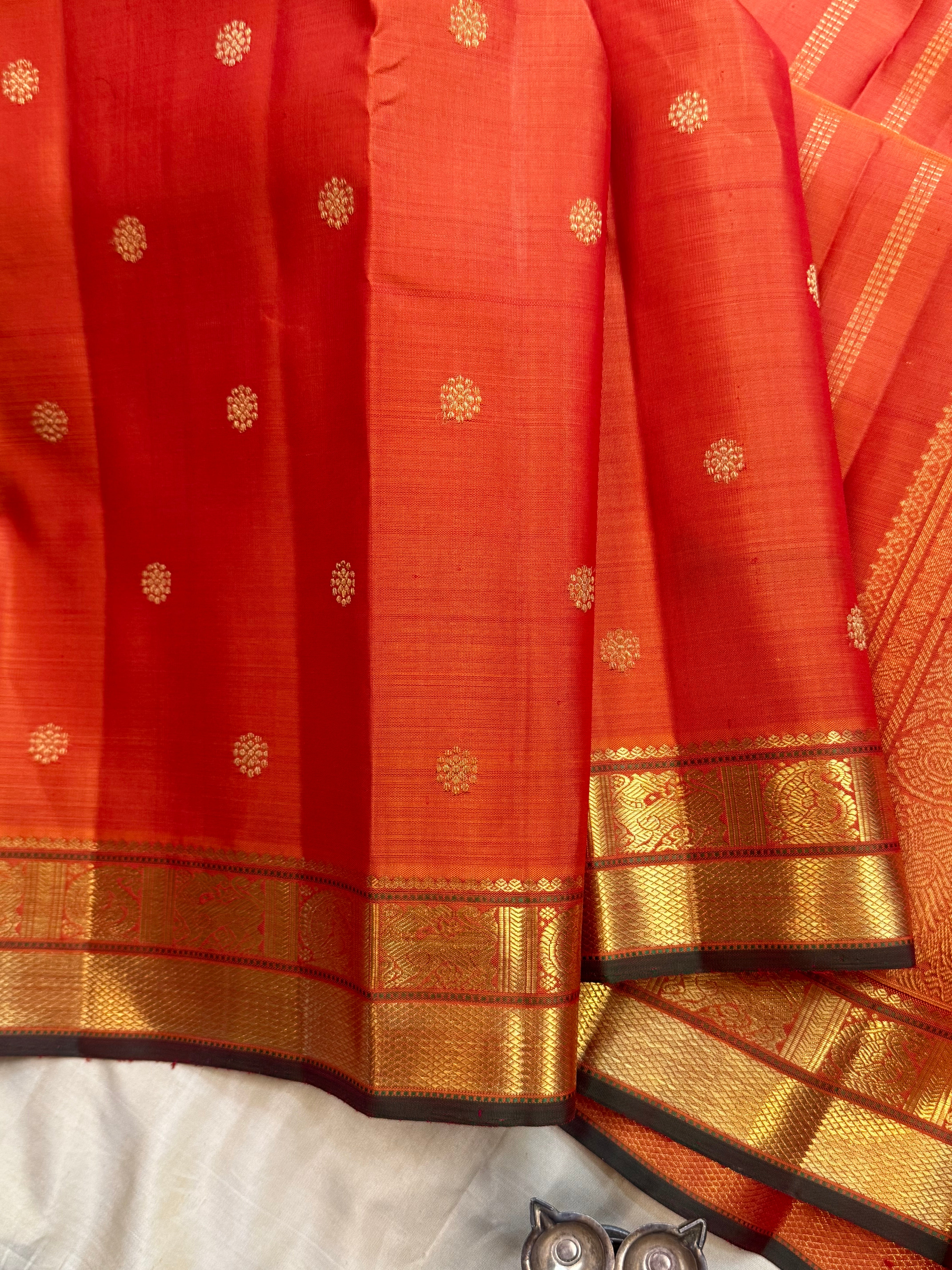 Orange retta border / Kanjipuram silk