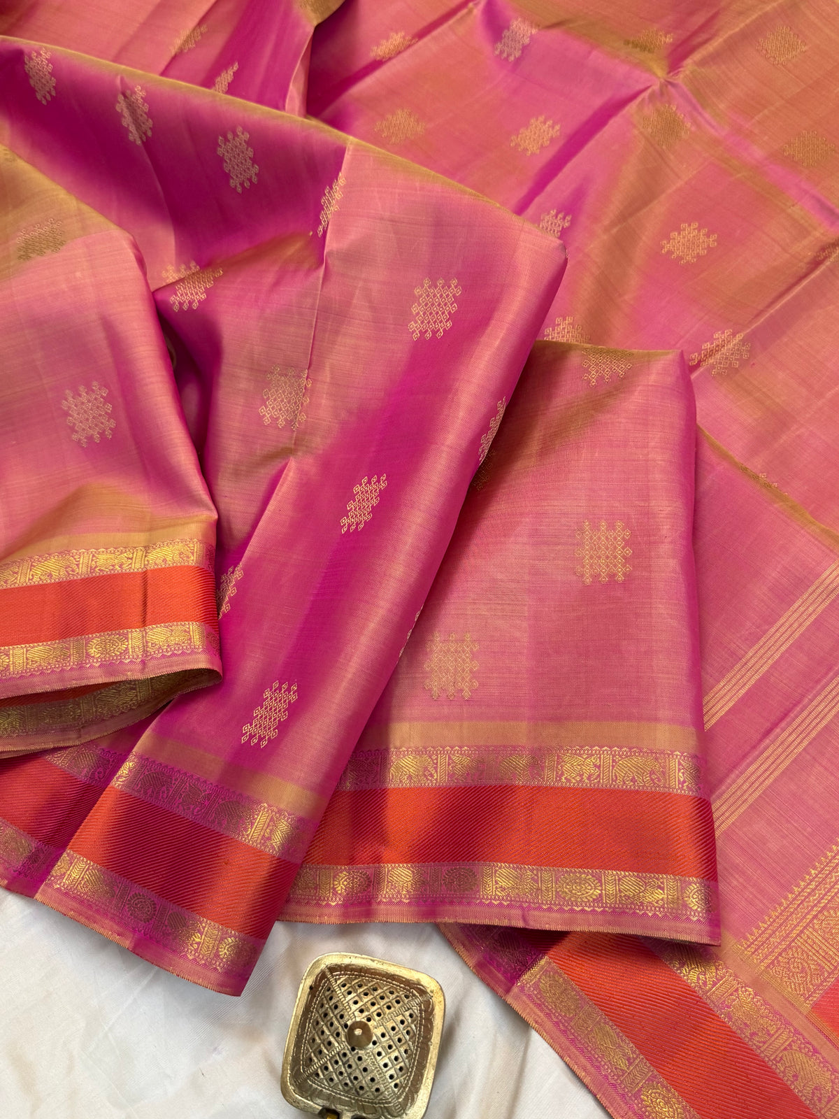 Peach pink Kolam butta pure zari /kanjipuram silk saree clsa 11223