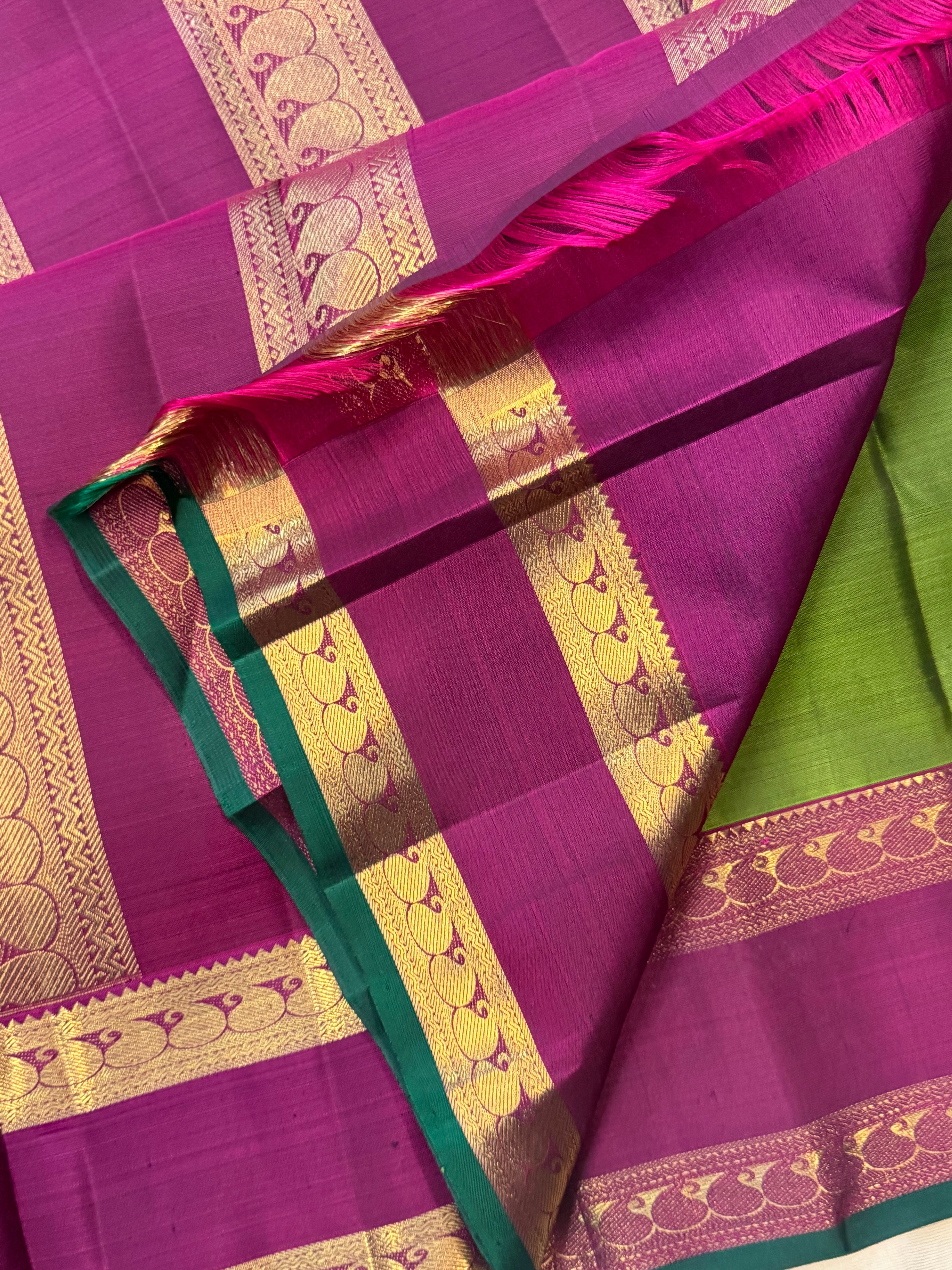 Moha : chutney green retta pet pure Zari Kanjipuram silk