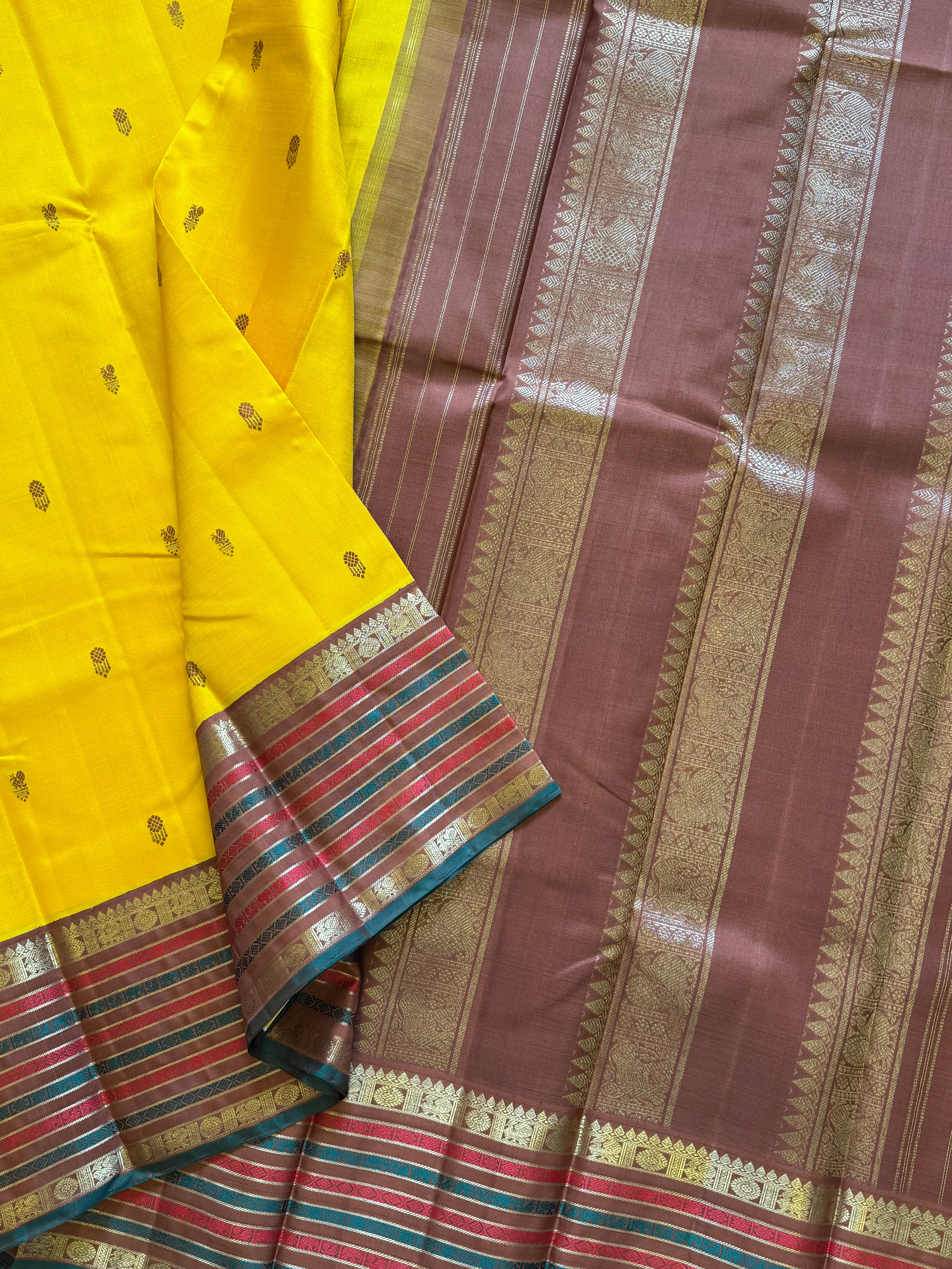 Yellow varisapet Kai Korvai - clearance sale / kanjipuram silk
