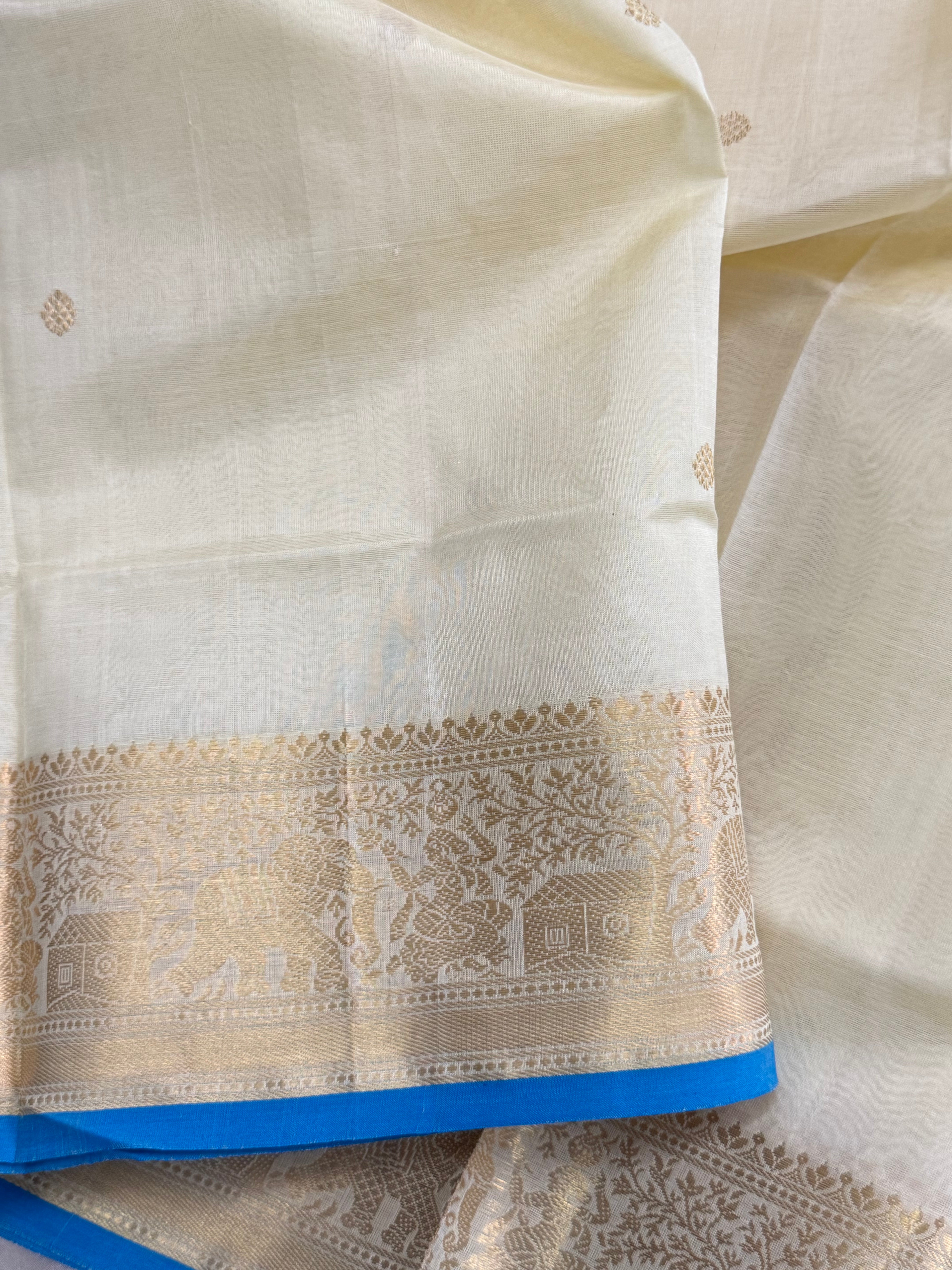 Offwhite getti border/ Silk cotton