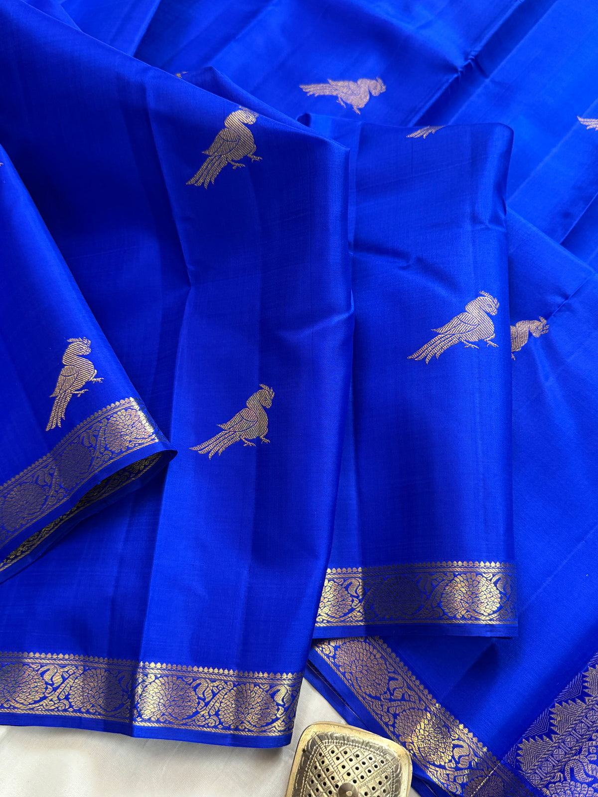 Blue - Day 3 Navarthri colour pure Zari Kanjipuram silk / kili Butta clsa 11626