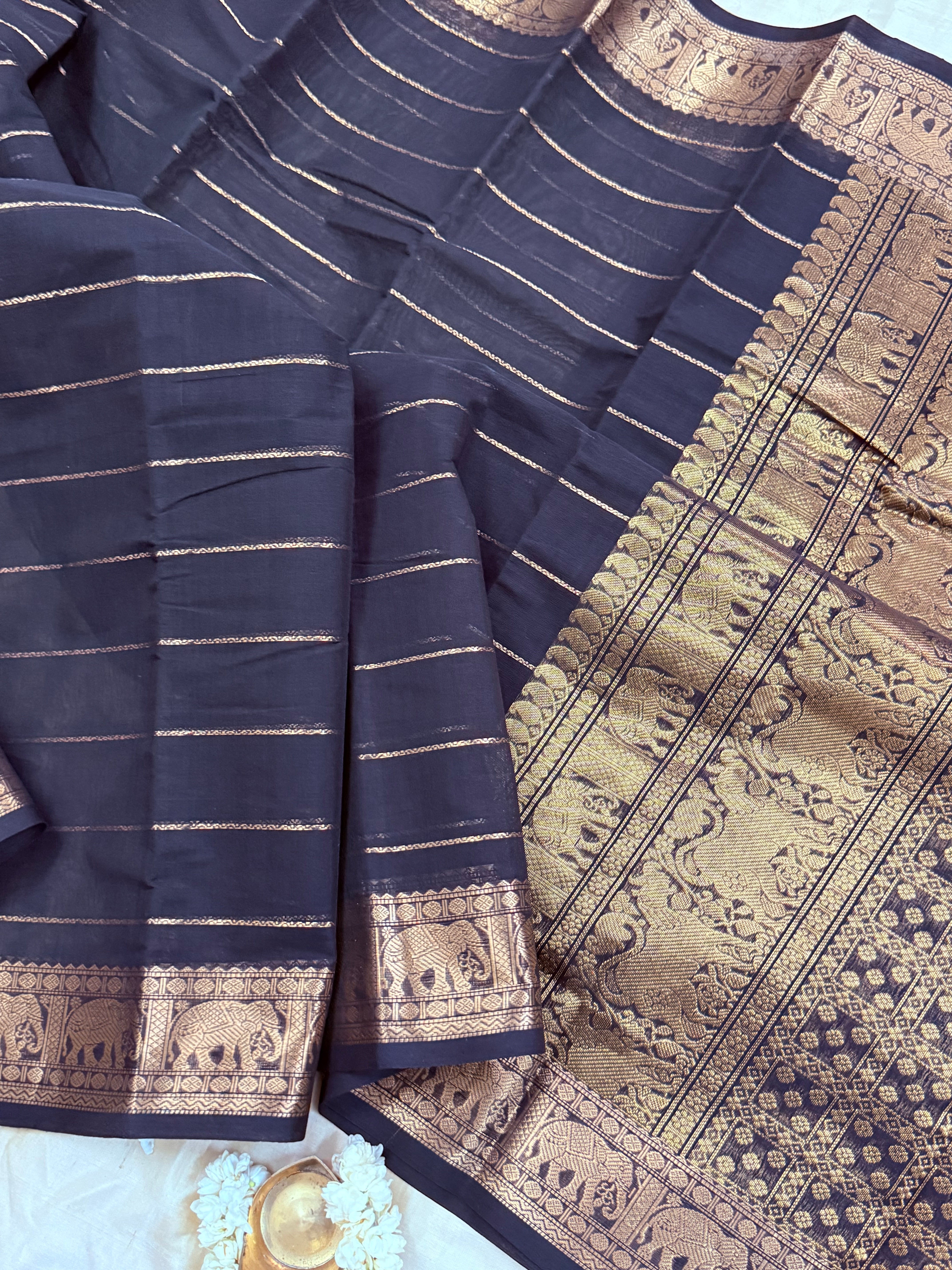 Kanchana brown veldhari / Kanchi Cotton