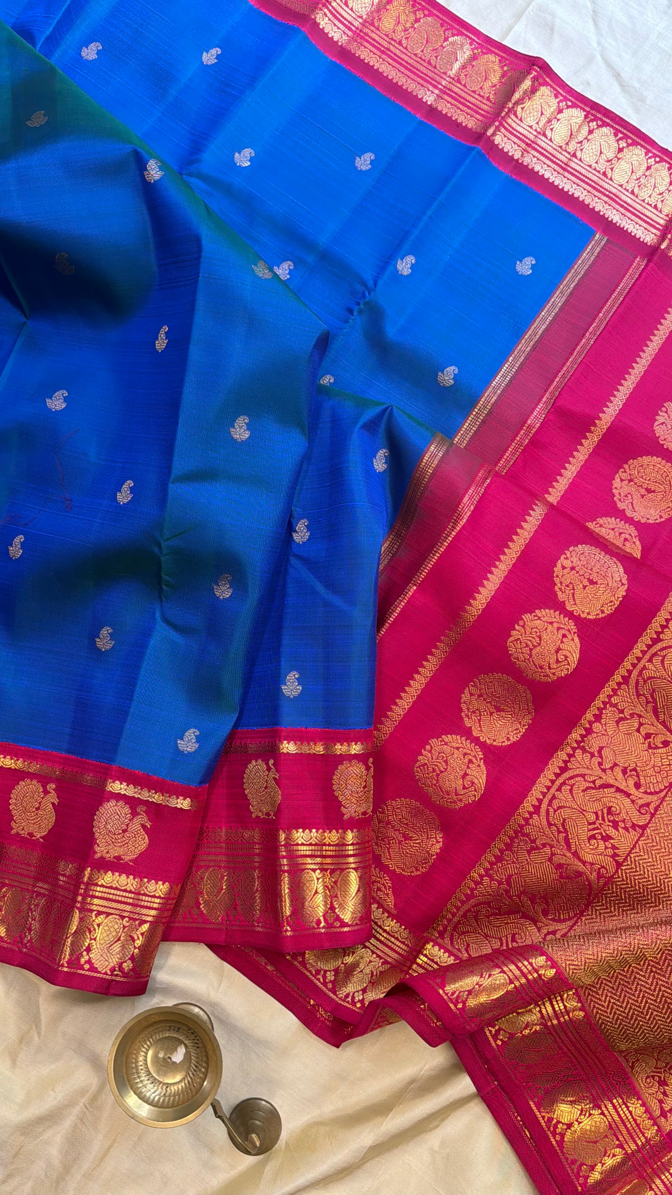Mayilkazhuthu vintage Korvai / Kanjipuram silk