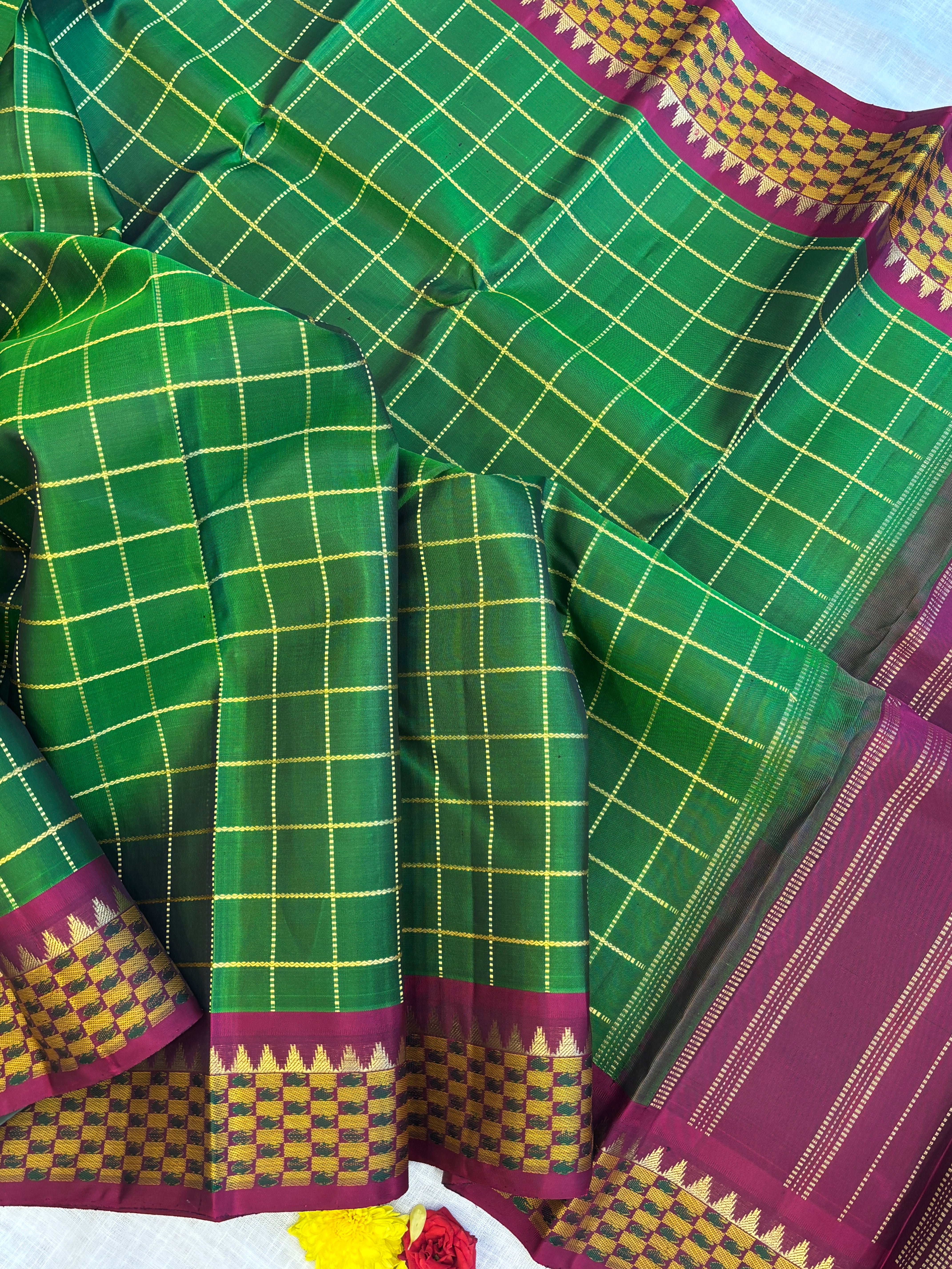 Green checks vintage border / kanjipuram silk