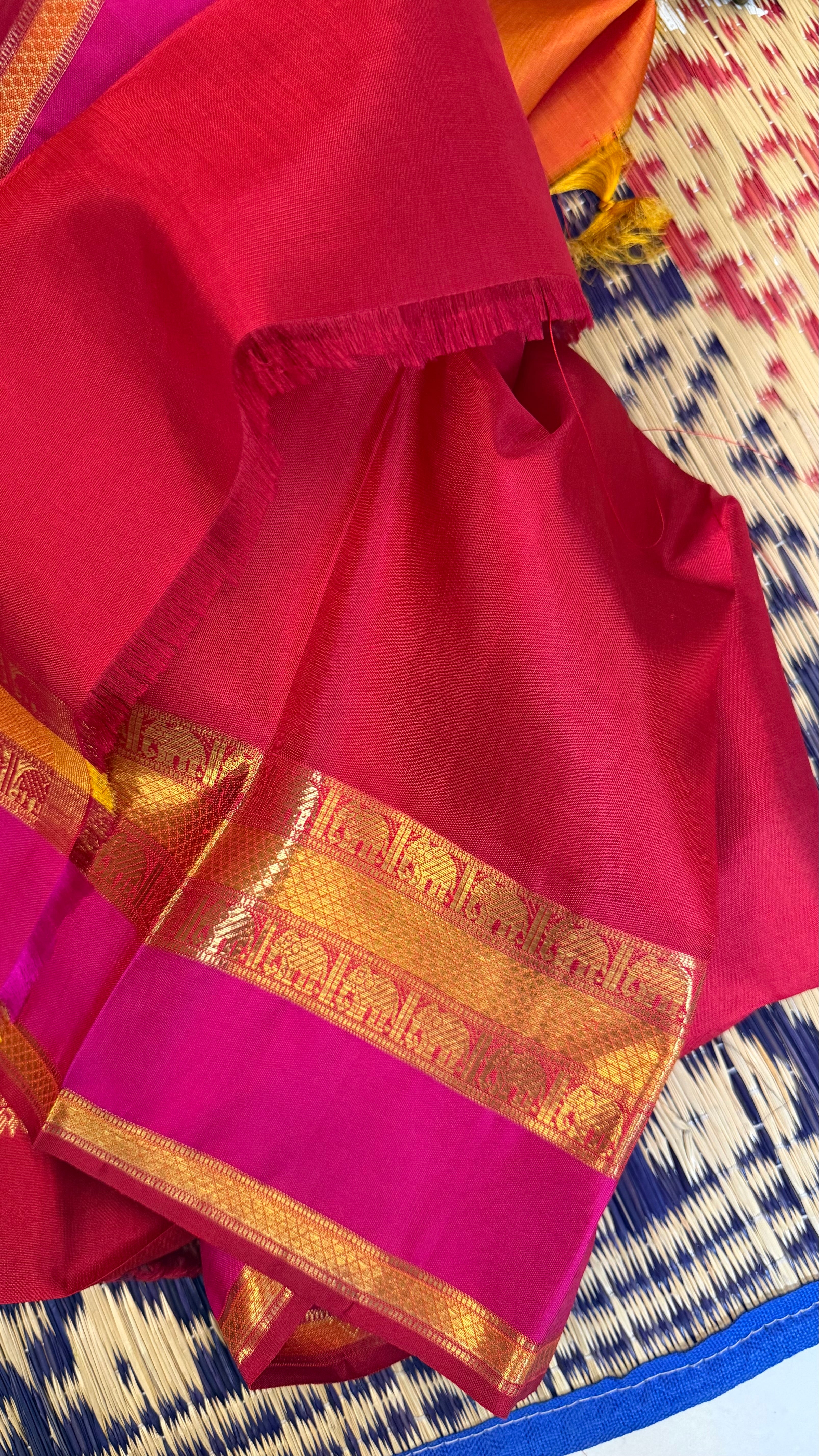 Swapnam: Rust kaal erangina border / Kanjipuram silk